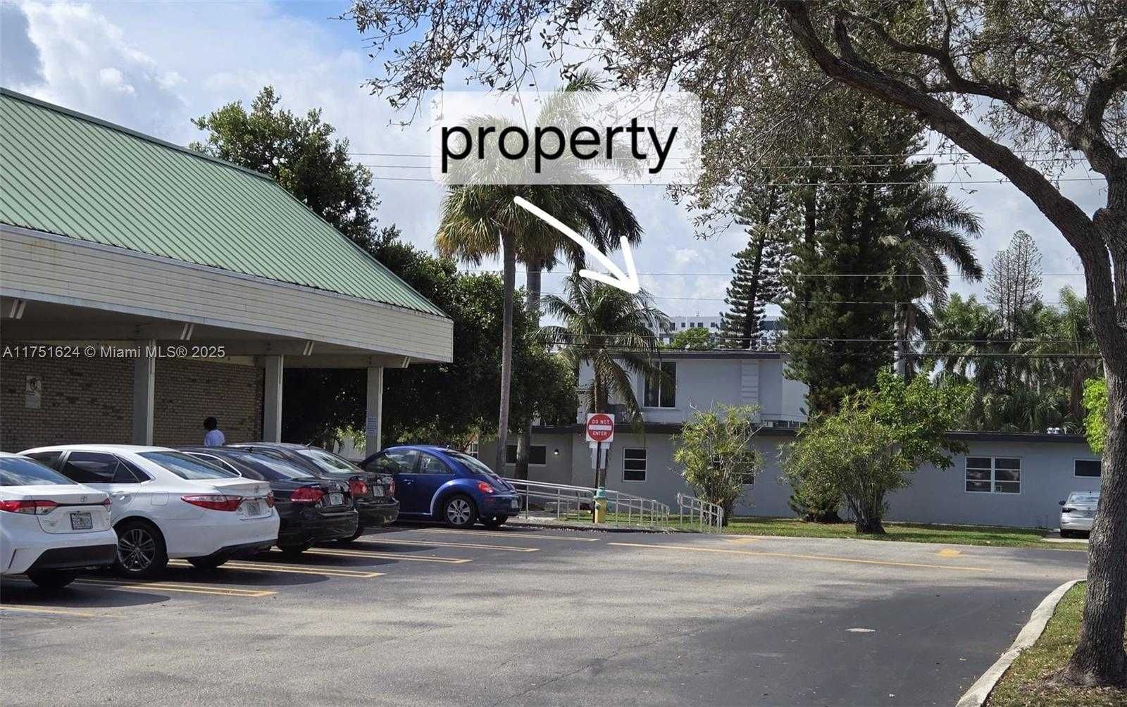 Small Image of 250 SOUTH EAST PARK ST #1-6, Dania Beach Number 17