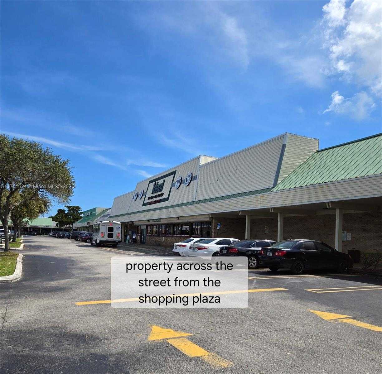 Small Image of 250 SOUTH EAST PARK ST #1-6, Dania Beach Number 18
