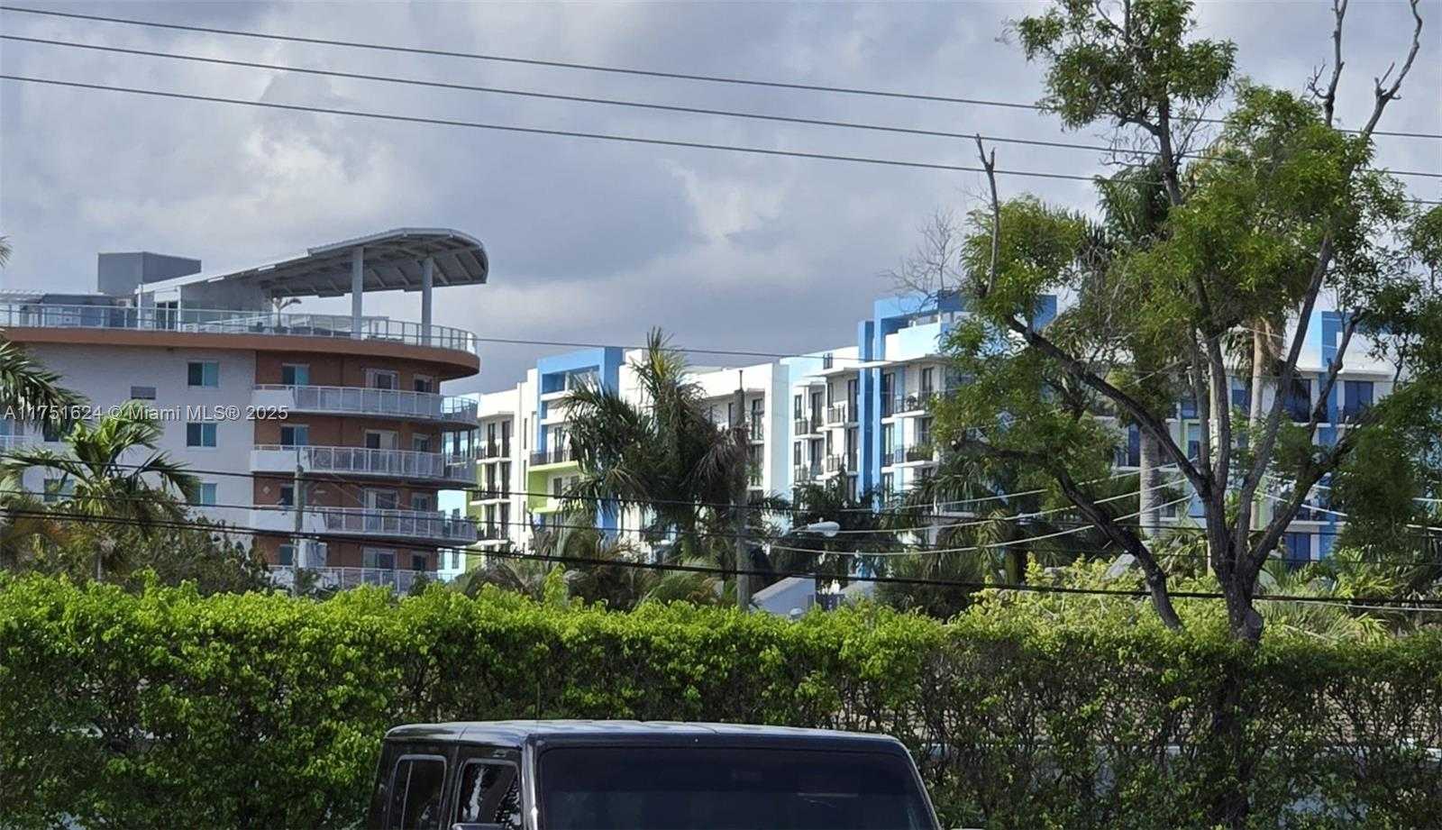 Small Image of 250 SOUTH EAST PARK ST #1-6, Dania Beach Number 23