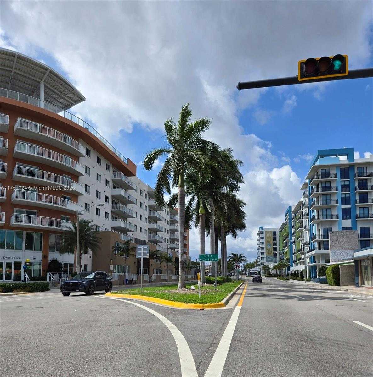 Small Image of 250 SOUTH EAST PARK ST #1-6, Dania Beach Number 25