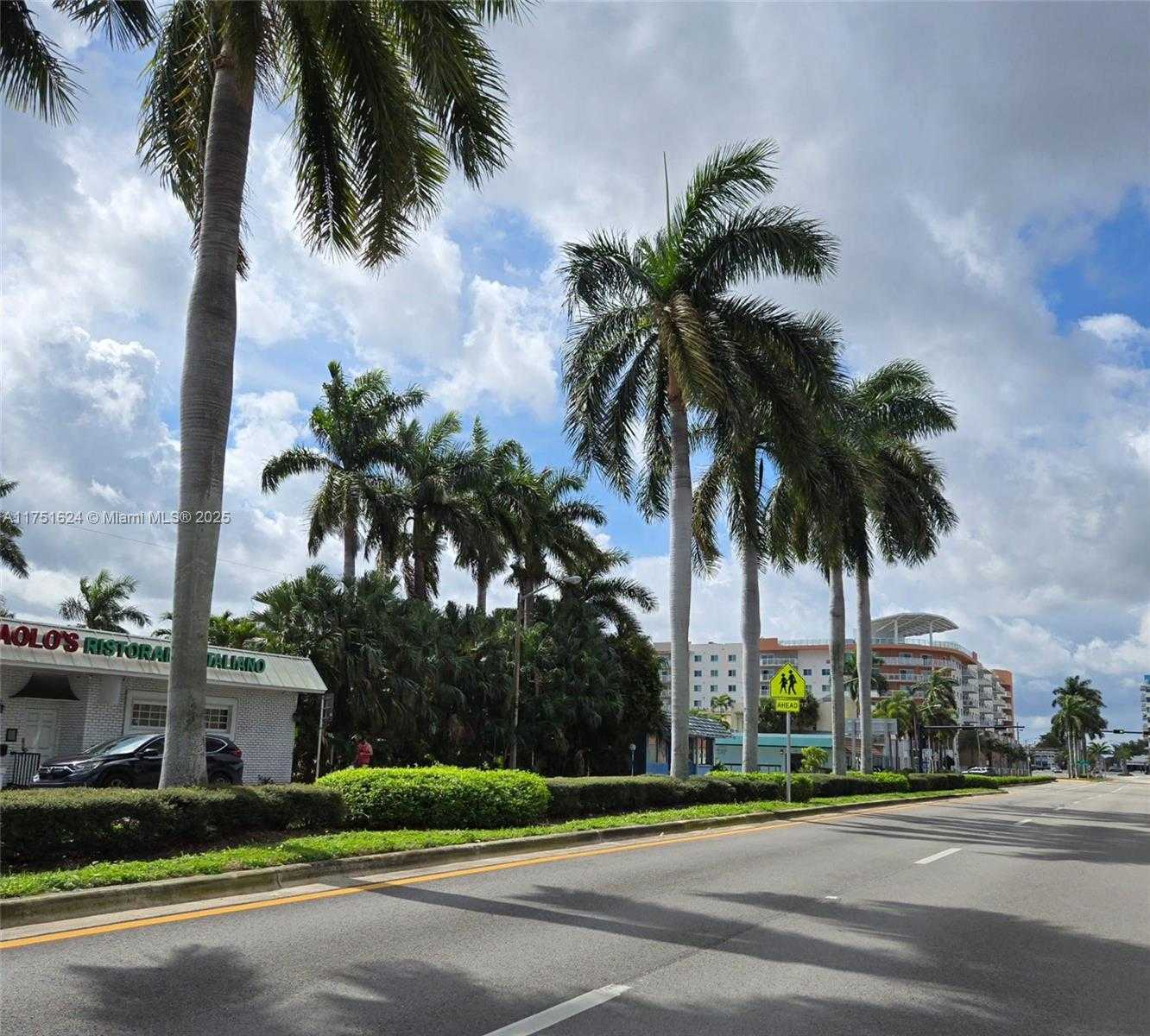 Small Image of 250 SOUTH EAST PARK ST #1-6, Dania Beach Number 26