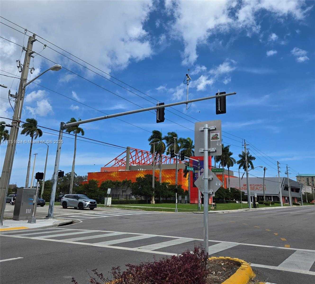 Small Image of 250 SOUTH EAST PARK ST #1-6, Dania Beach Number 29
