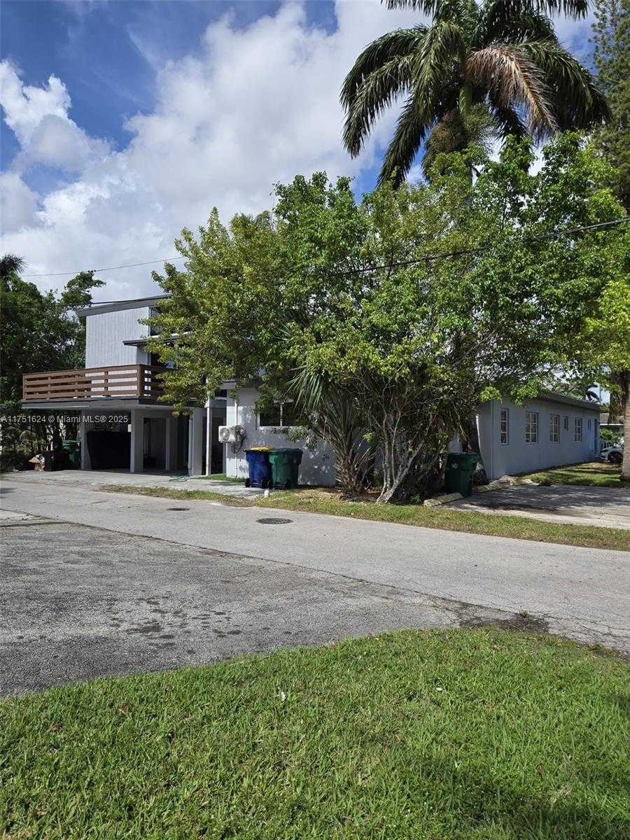 Small Image of 250 SOUTH EAST PARK ST #1-6, Dania Beach Number 8