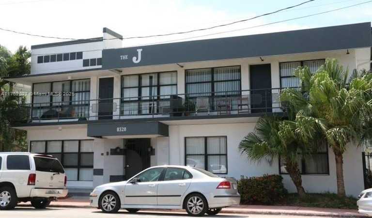 Small Image of 8320 Harding Ave, Miami Beach, FL 33141, USA Number 8