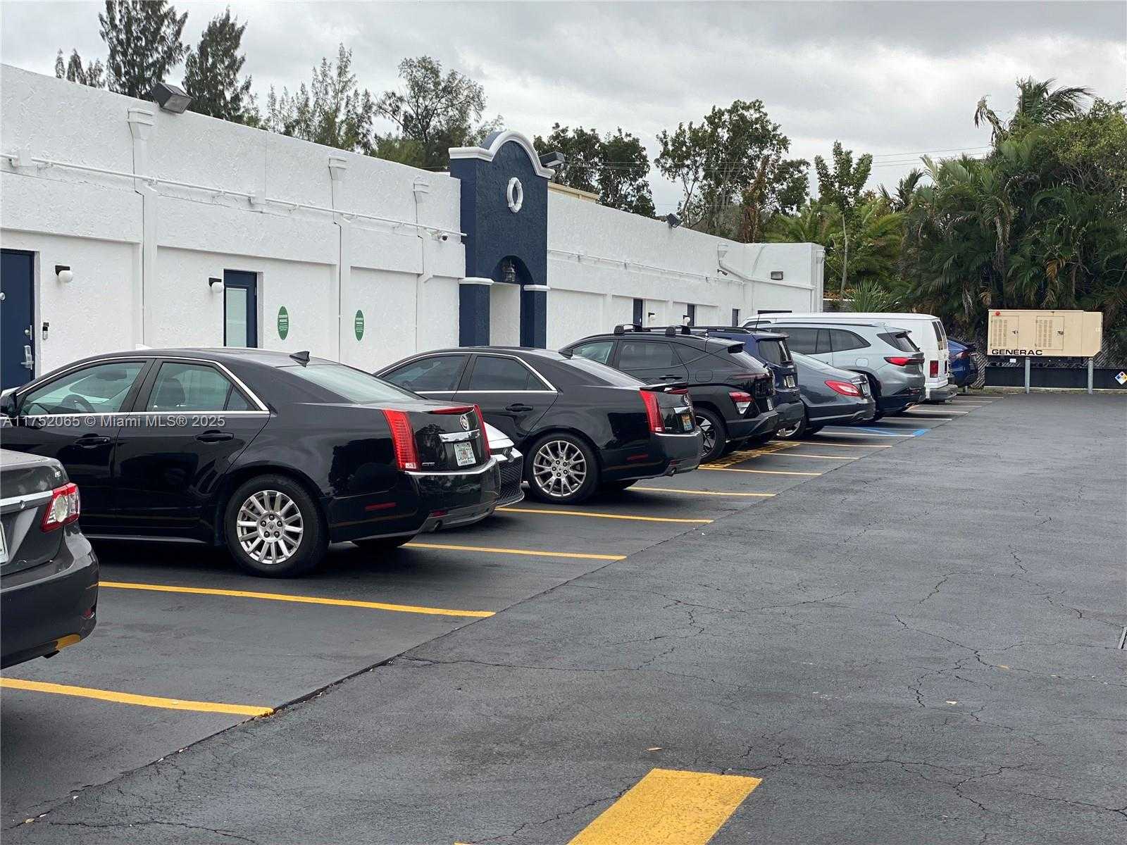 Small Image of 2307 NORTH ANDREWS AVE, Wilton Manors Number 5