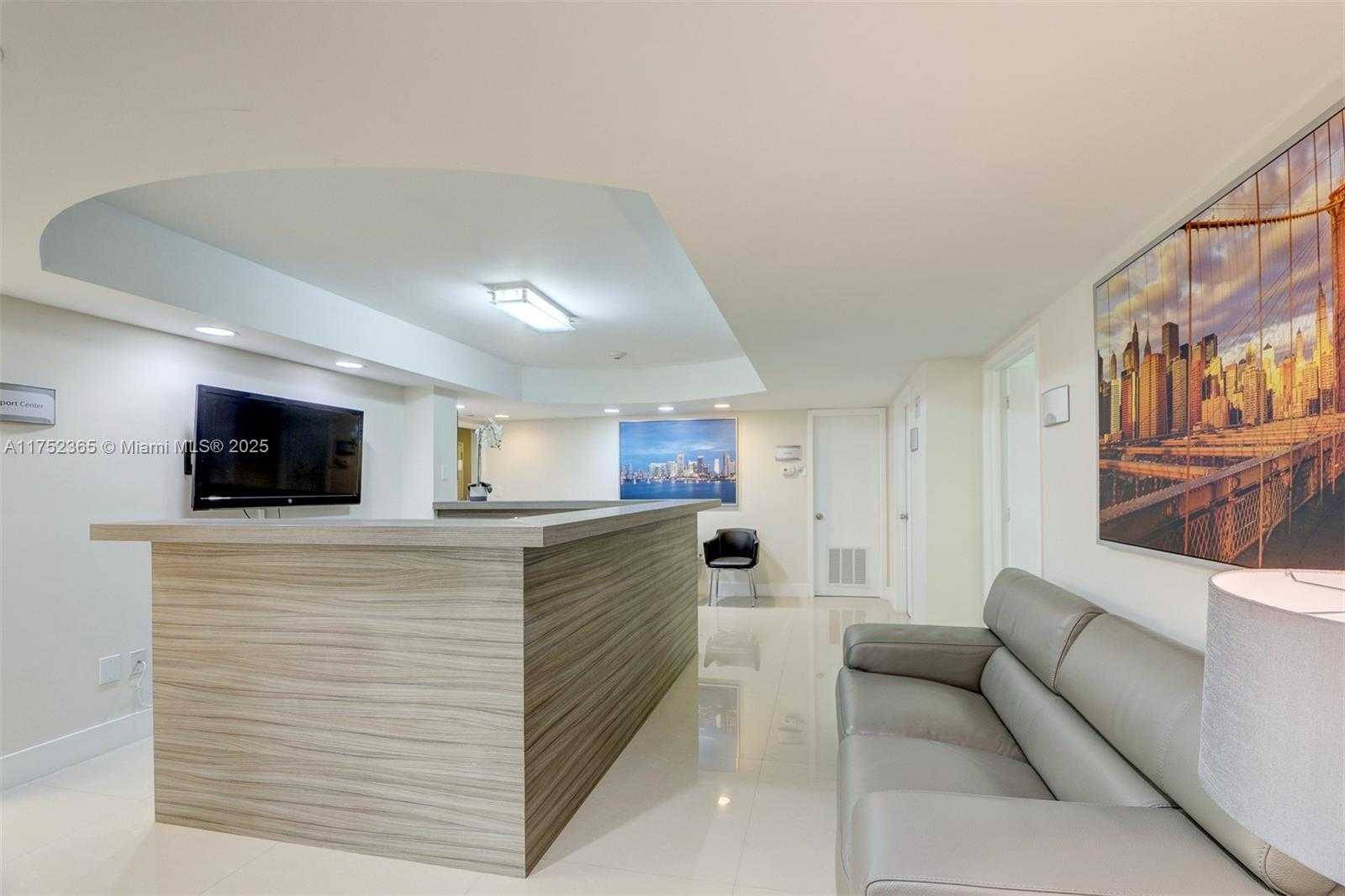 Small Image of 825 BRICKELL BAY DR #246-3, Miami Number 13
