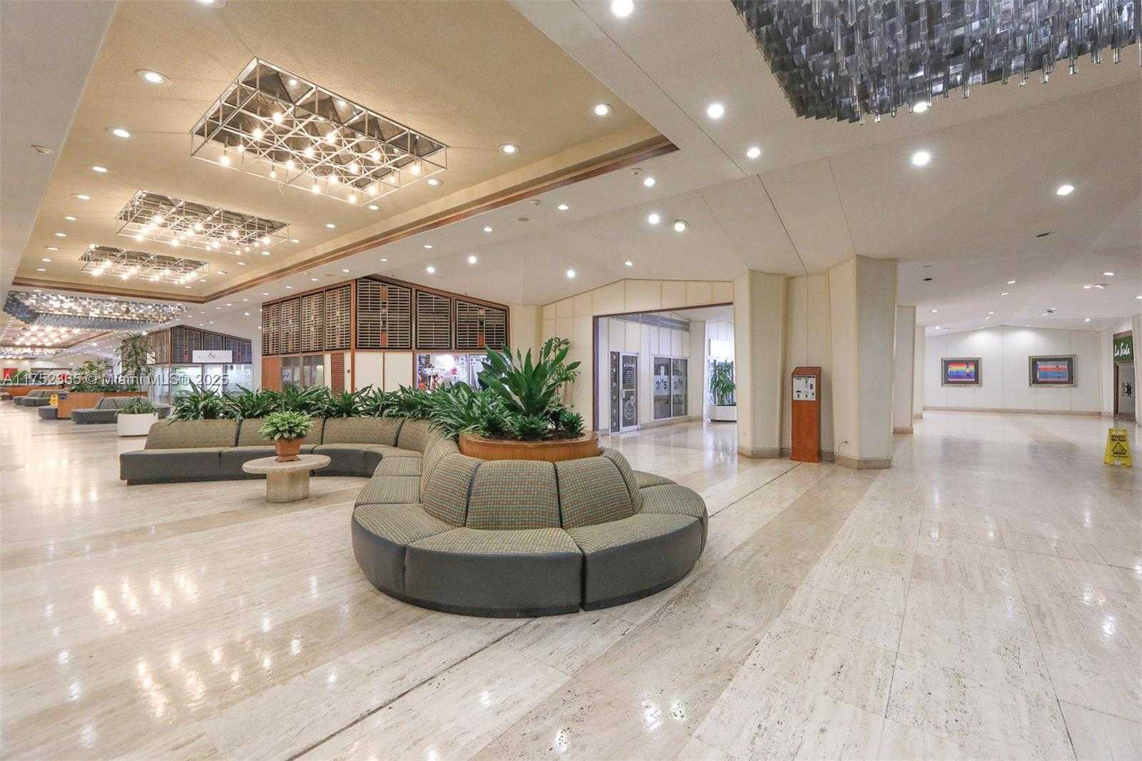 Small Image of 825 BRICKELL BAY DR #246-3, Miami Number 18