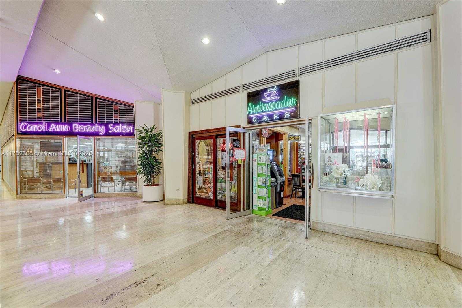 Small Image of 825 BRICKELL BAY DR #246-3, Miami Number 20