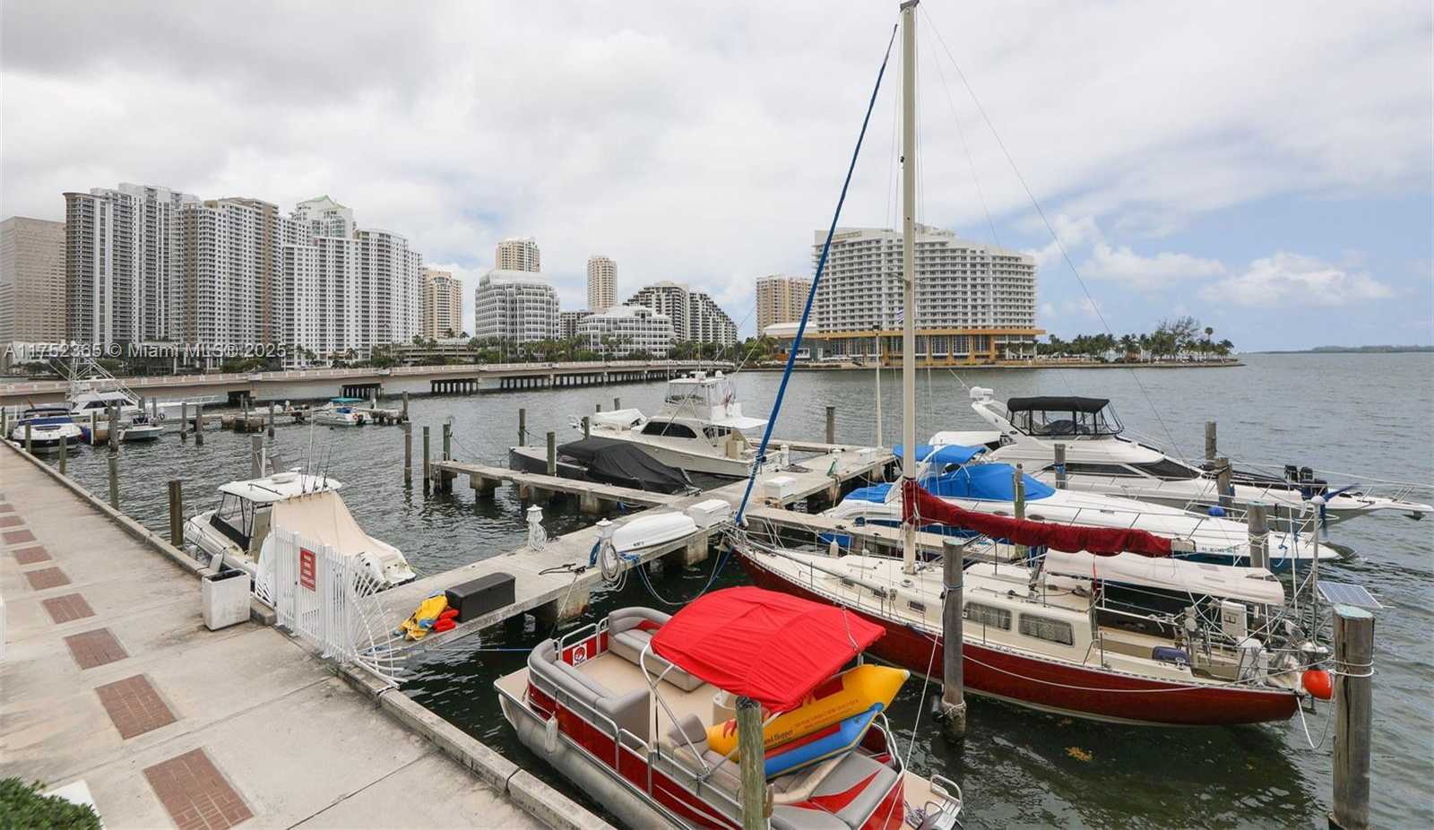 Small Image of 825 BRICKELL BAY DR #246-3, Miami Number 24