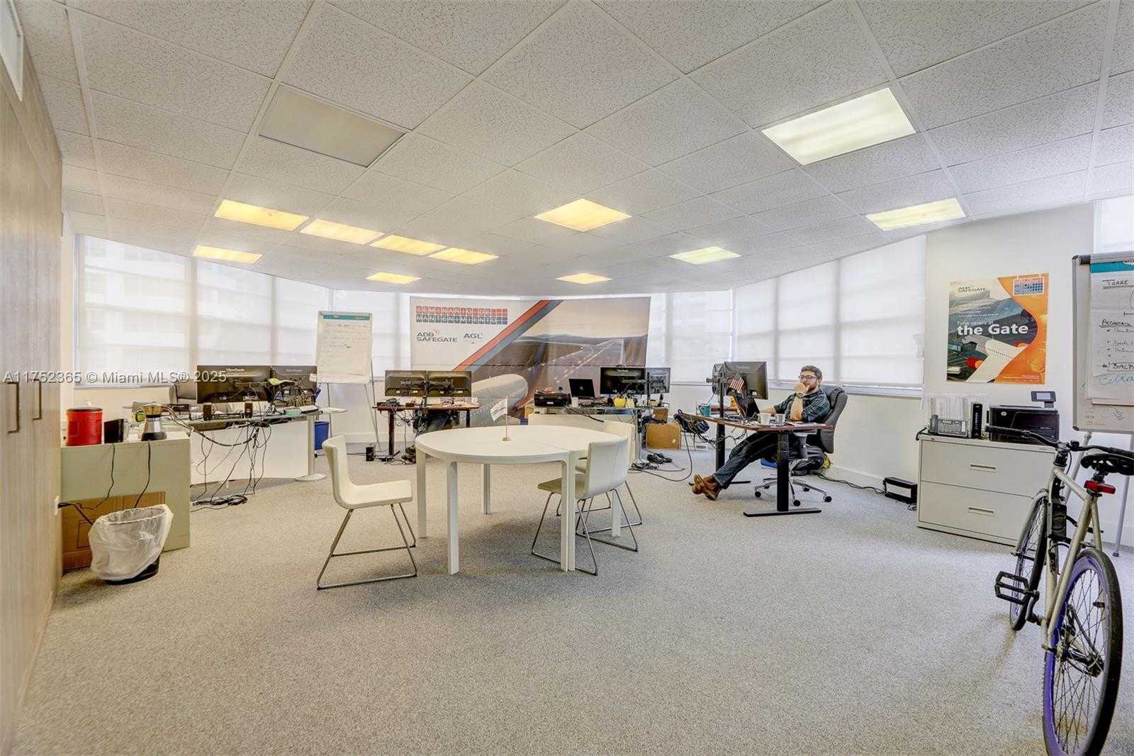 Small Image of 825 BRICKELL BAY DR #246-3, Miami Number 4