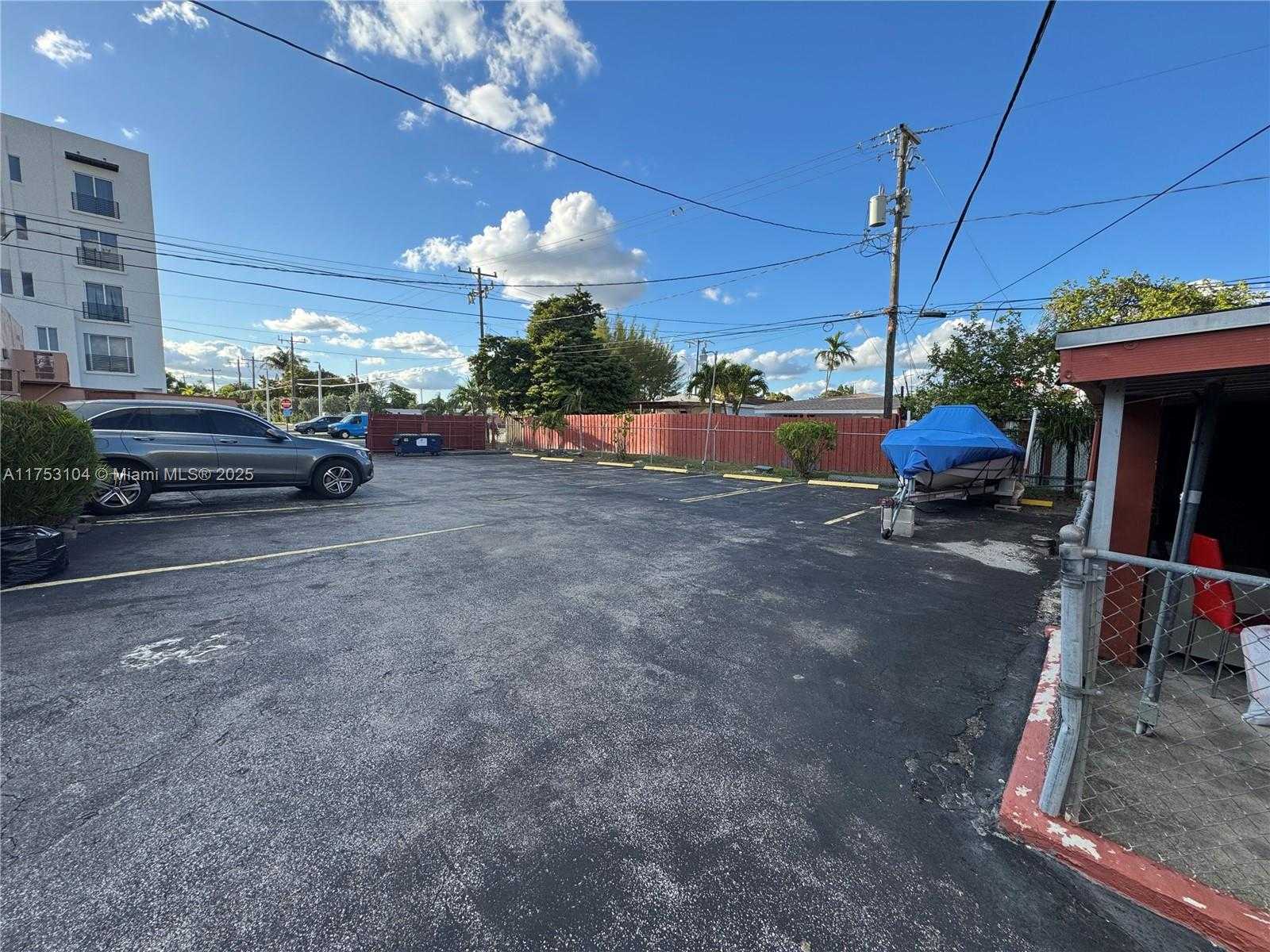 Small Image of 501 EAST 9TH ST, Hialeah Number 11