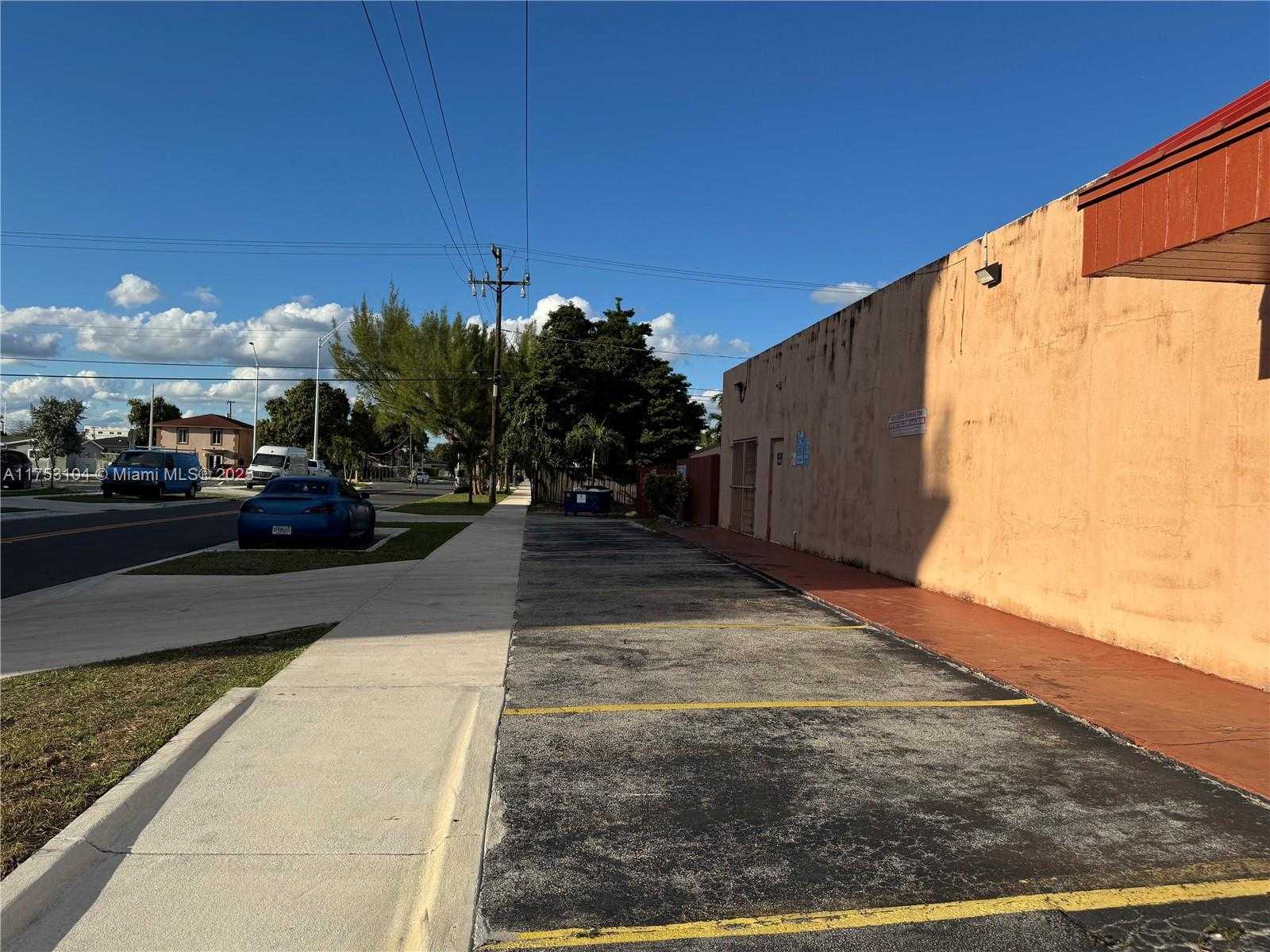 Small Image of 501 EAST 9TH ST, Hialeah Number 2