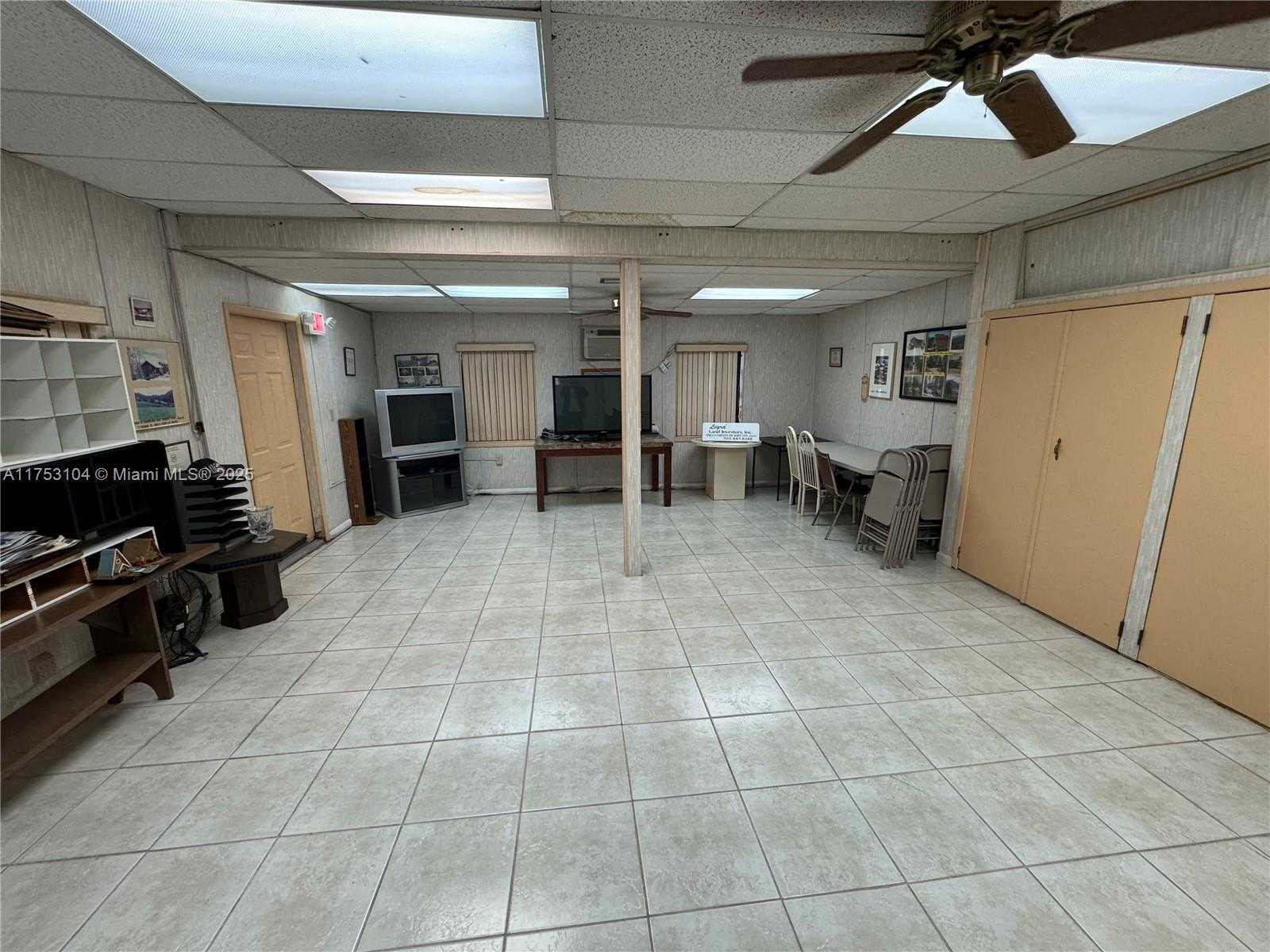 Small Image of 501 EAST 9TH ST, Hialeah Number 27
