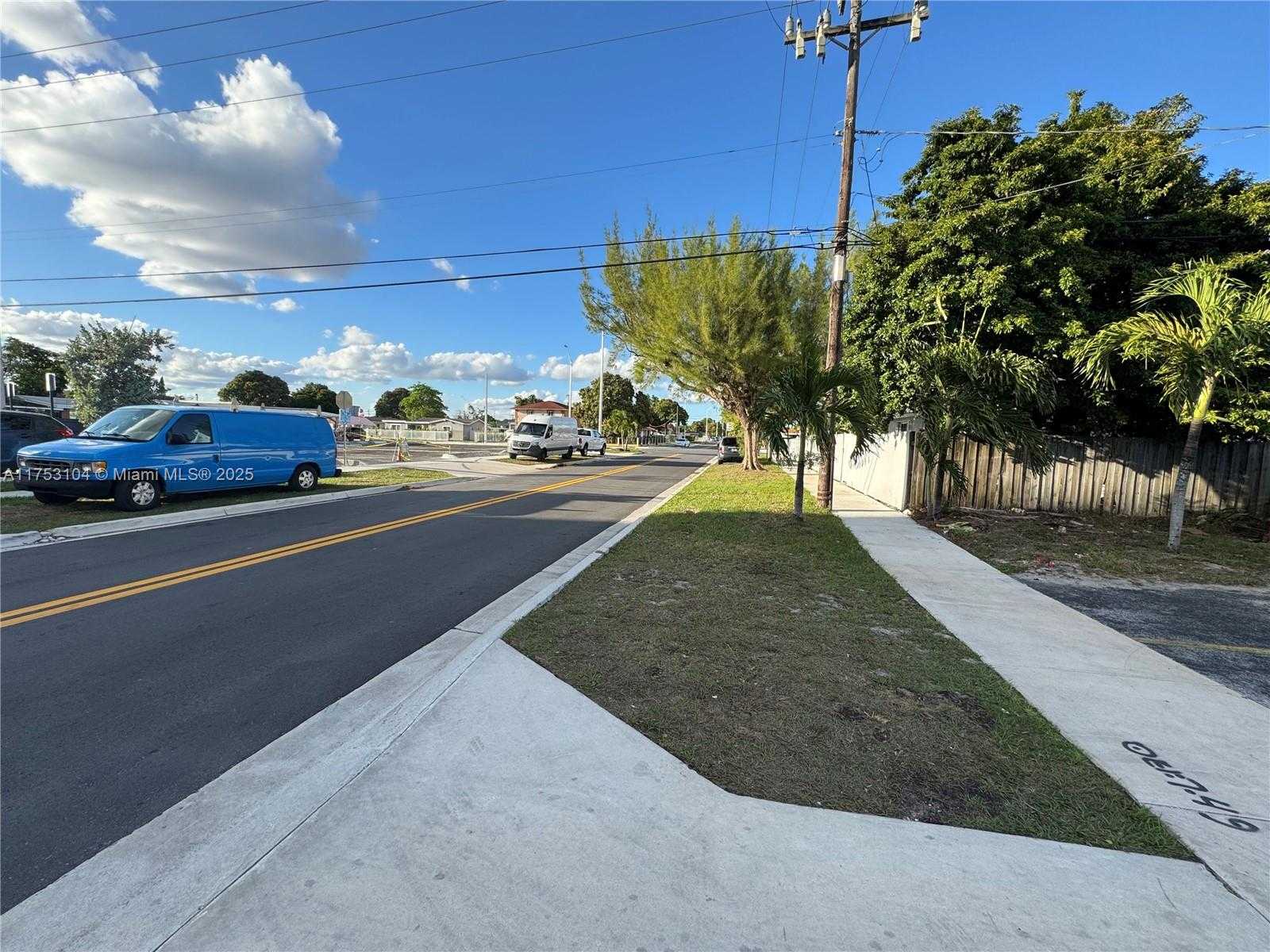 Small Image of 501 EAST 9TH ST, Hialeah Number 6