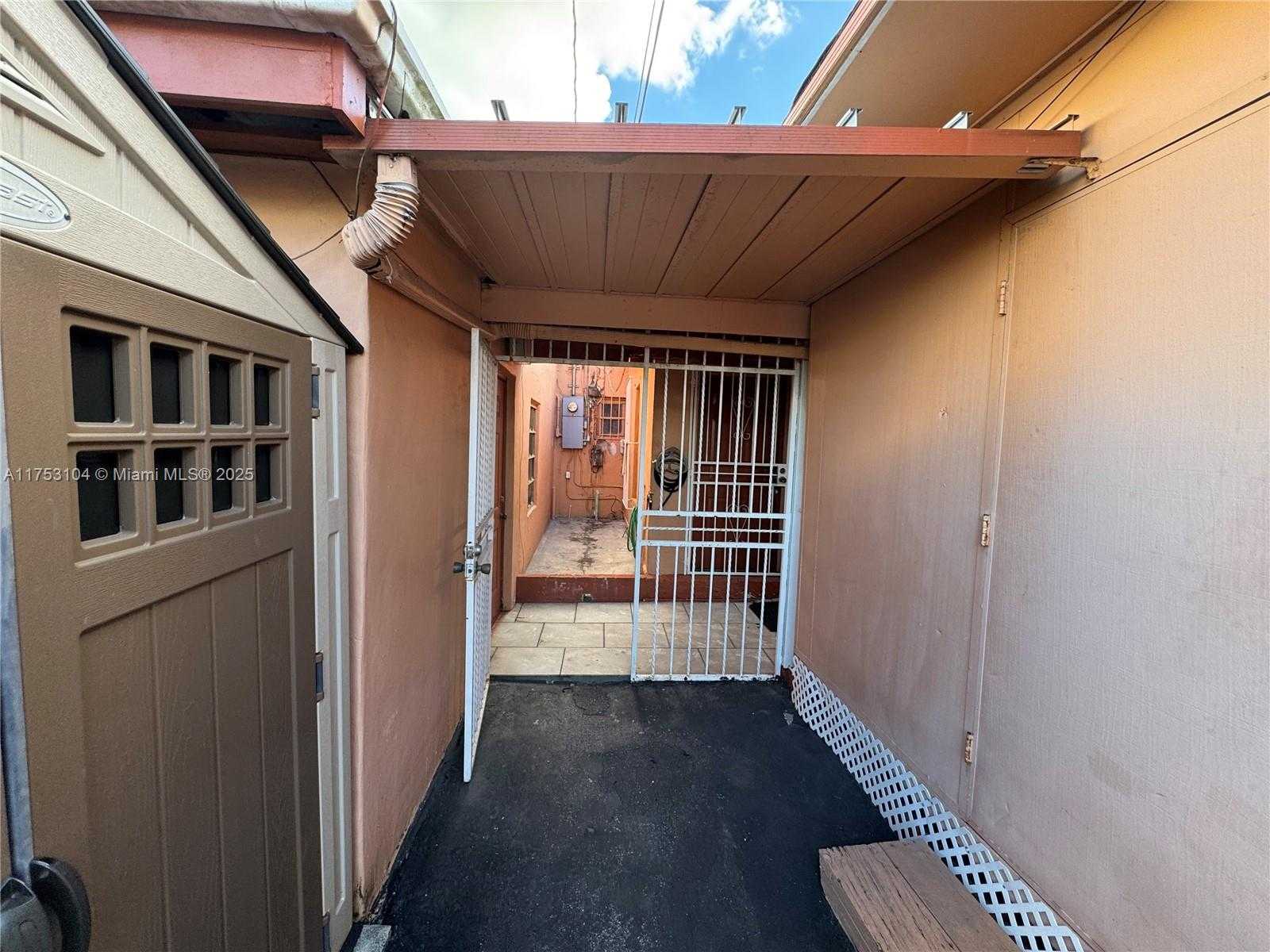 Small Image of 501 EAST 9TH ST, Hialeah Number 9