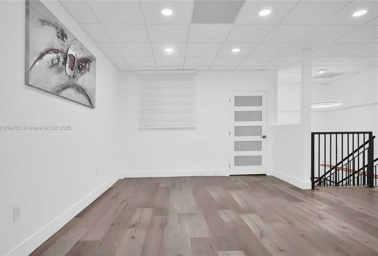 Imagen de Pequeño Objeto