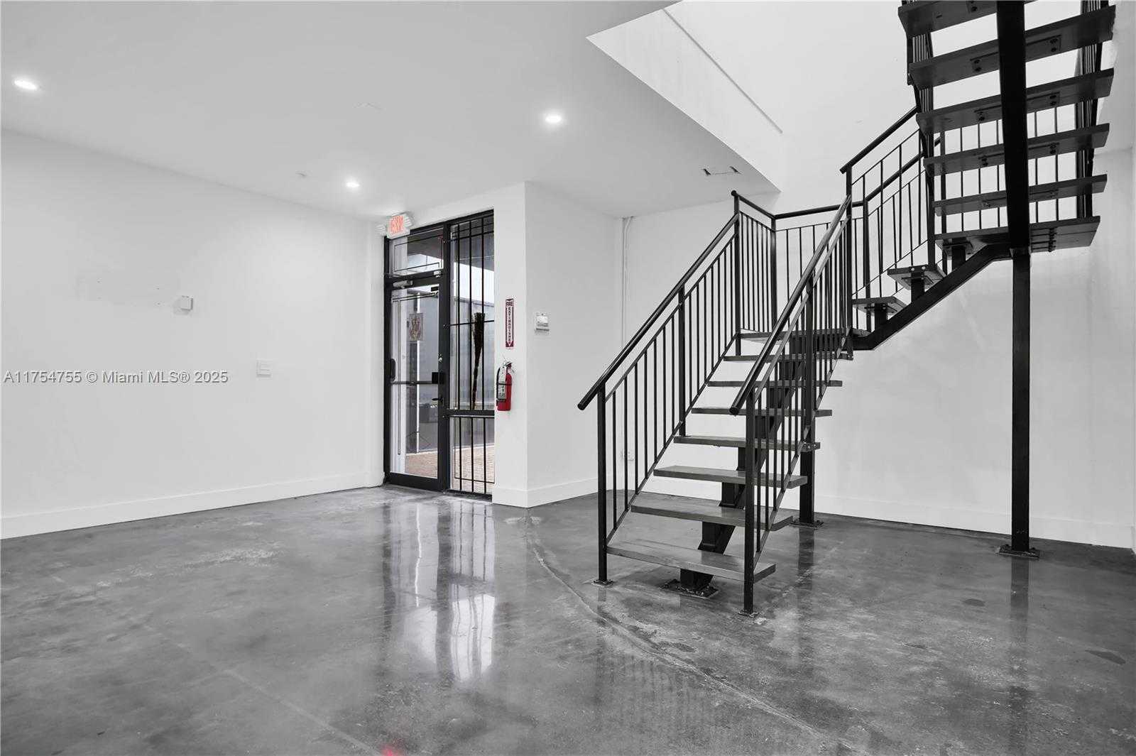 Imagen de Pequeño Objeto