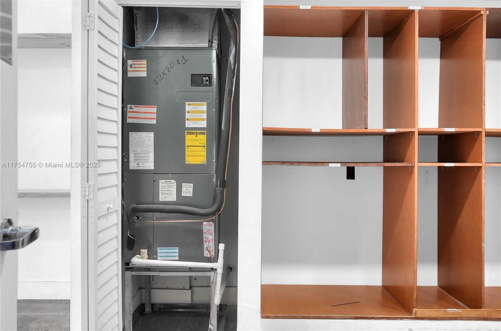 Imagen de Pequeño Objeto