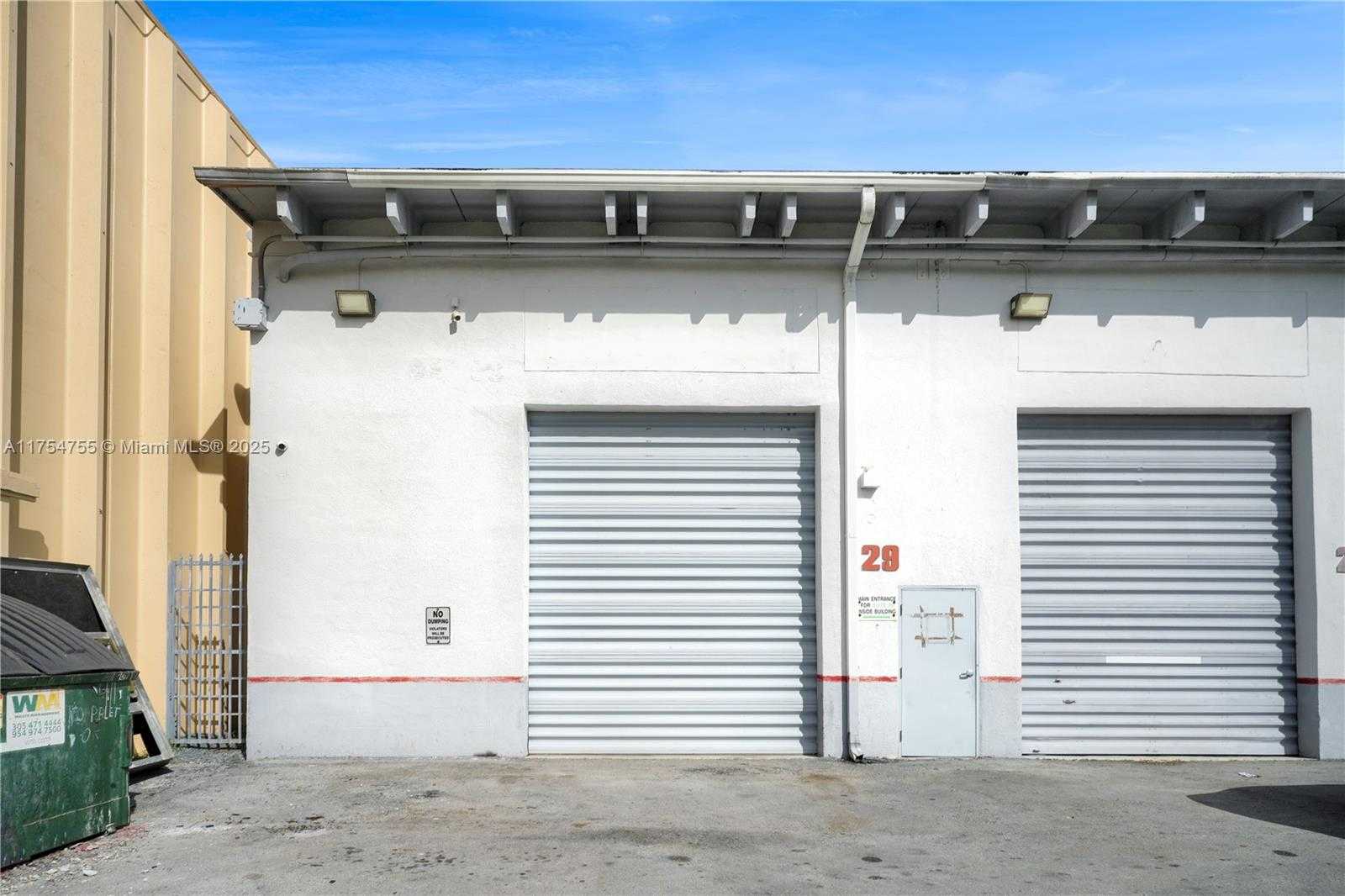 Imagen de Pequeño Objeto