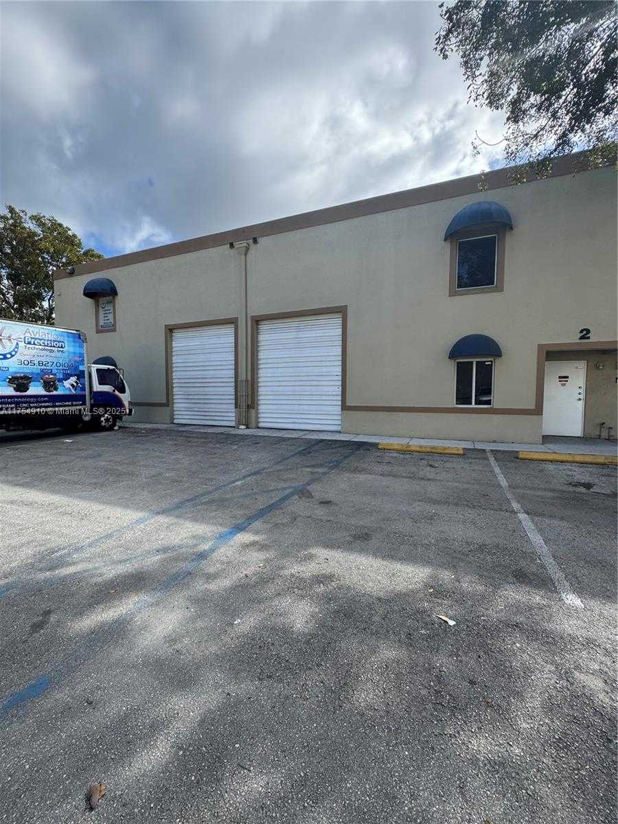 Small Image of 10810 NORTH WEST 138TH ST #2-D, Hialeah Gardens Number 6