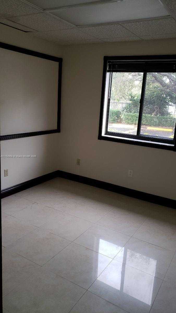 Small Image of 18140 SOUTH WEST 97TH AVE, Palmetto Bay Number 11