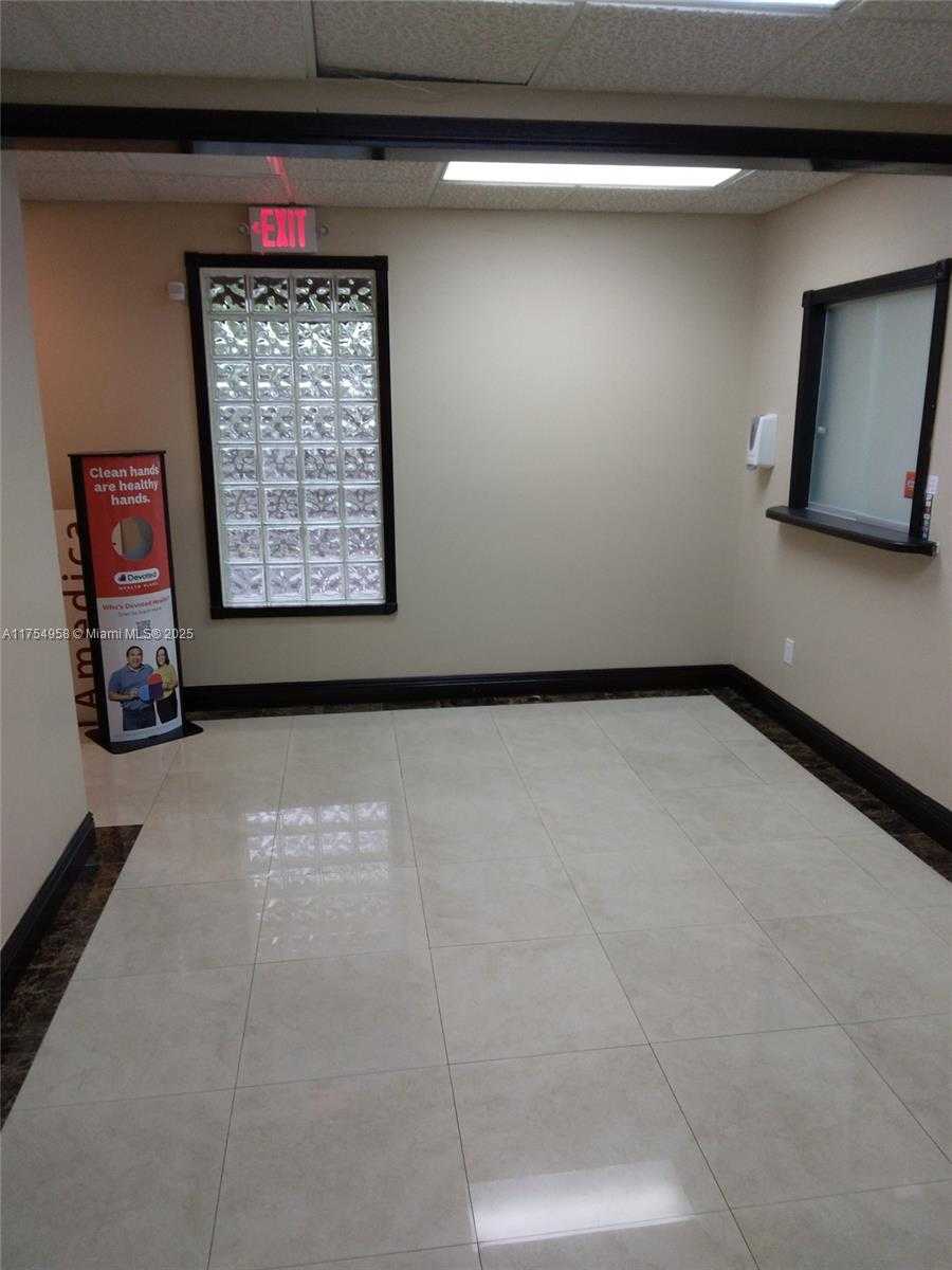 Small Image of 18140 SOUTH WEST 97TH AVE, Palmetto Bay Number 29