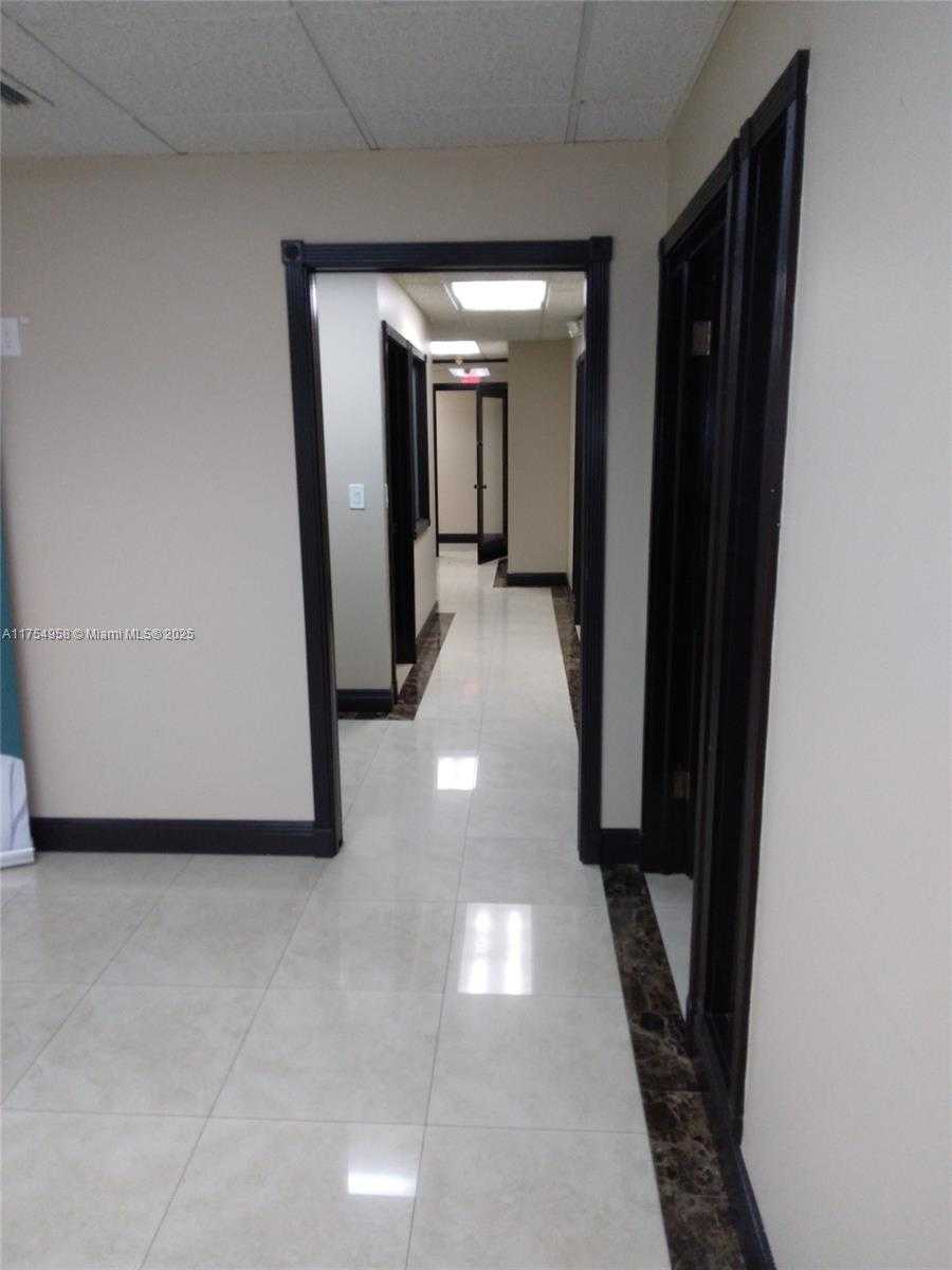 Small Image of 18140 SOUTH WEST 97TH AVE, Palmetto Bay Number 30
