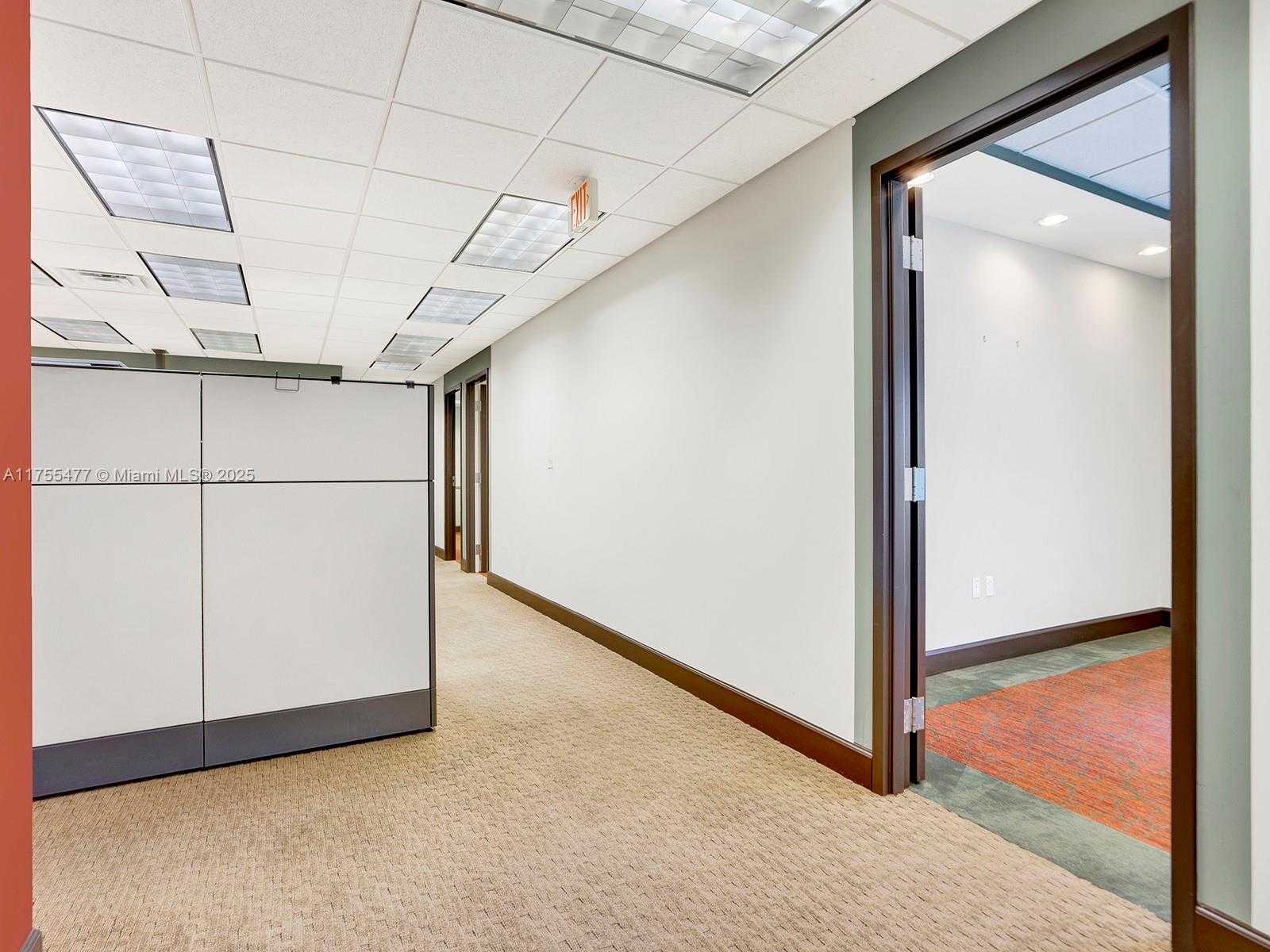 Small Image of 4070 LAGUNA ST, Coral Gables Number 16