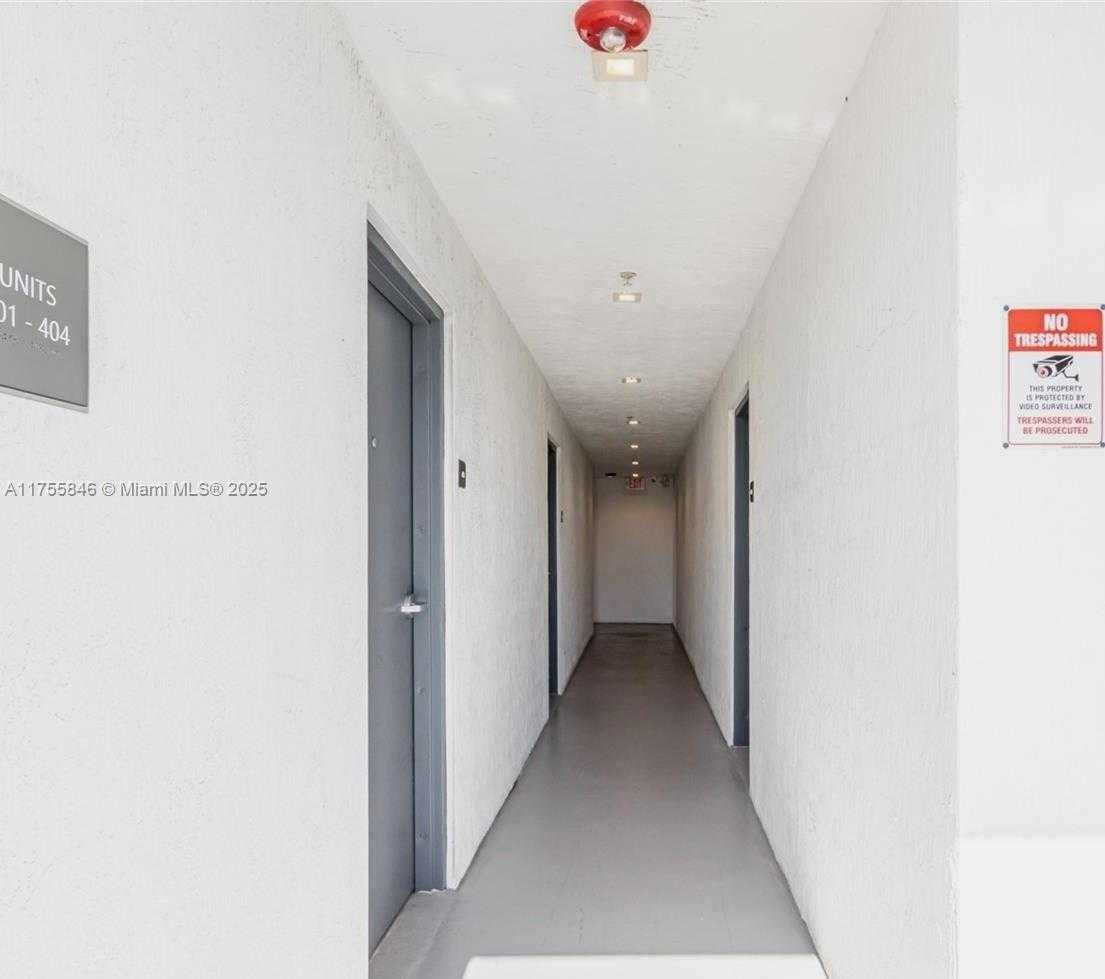 Small Image of 6001 WEST FLAGLER ST, Miami Number 13