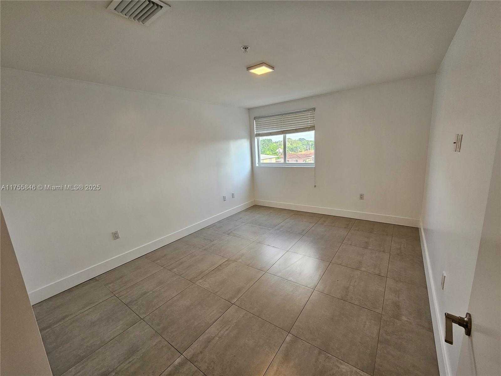 Small Image of 6001 WEST FLAGLER ST, Miami Number 26