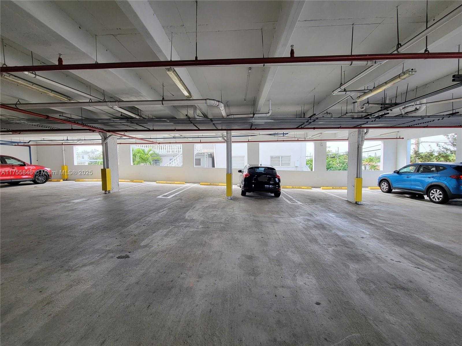 Small Image of 6001 WEST FLAGLER ST, Miami Number 8