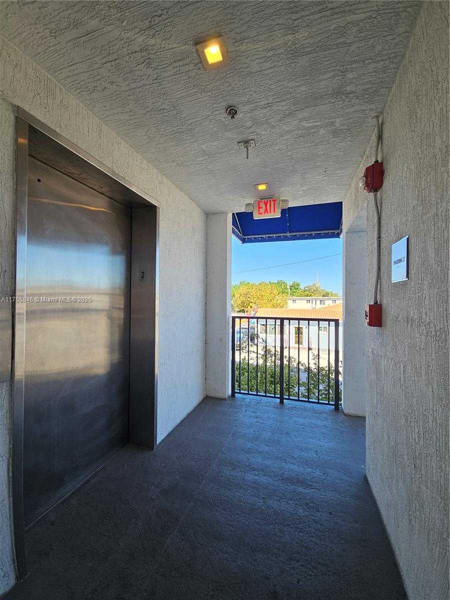Small Image of 6001 WEST FLAGLER ST, Miami Number 9