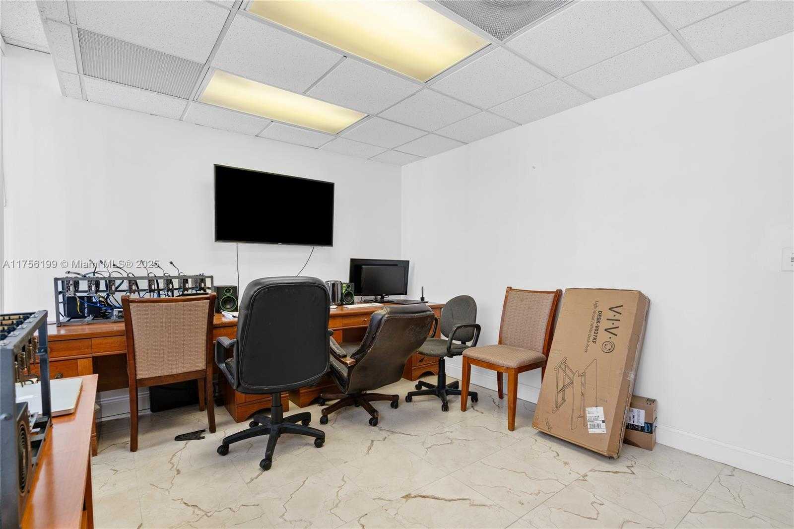 Small Image of 1110 BRICKELL AVE #601A, Miami Number 11