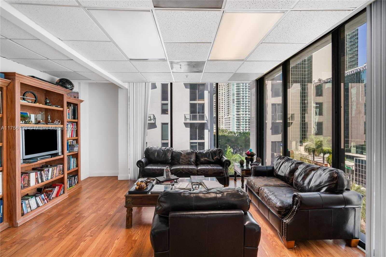 Small Image of 1110 BRICKELL AVE #601A, Miami Number 42