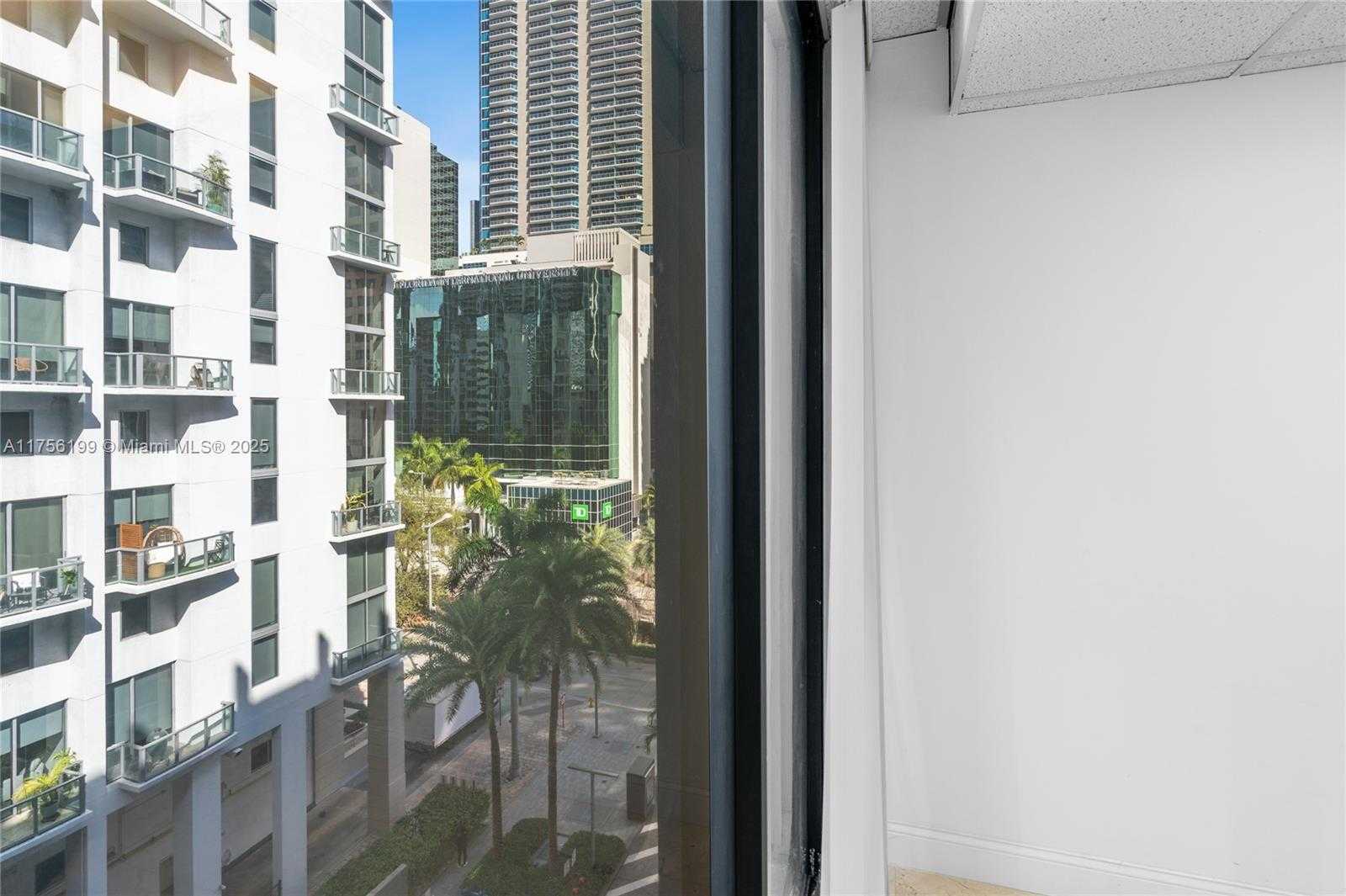 Small Image of 1110 BRICKELL AVE #601A, Miami Number 55