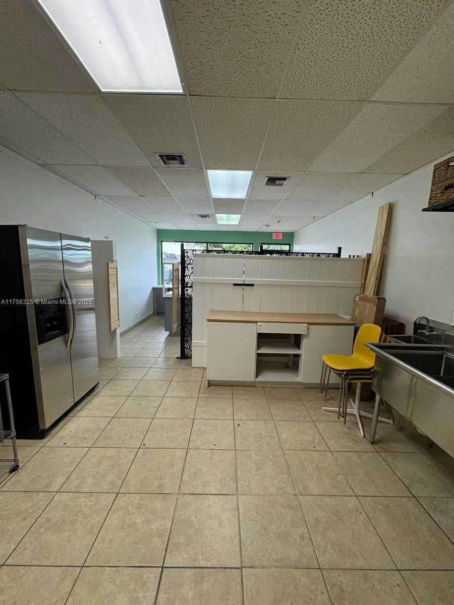 Small Image of 4101 NORTH STATE ROAD 7, Lauderdale Lakes Number 7