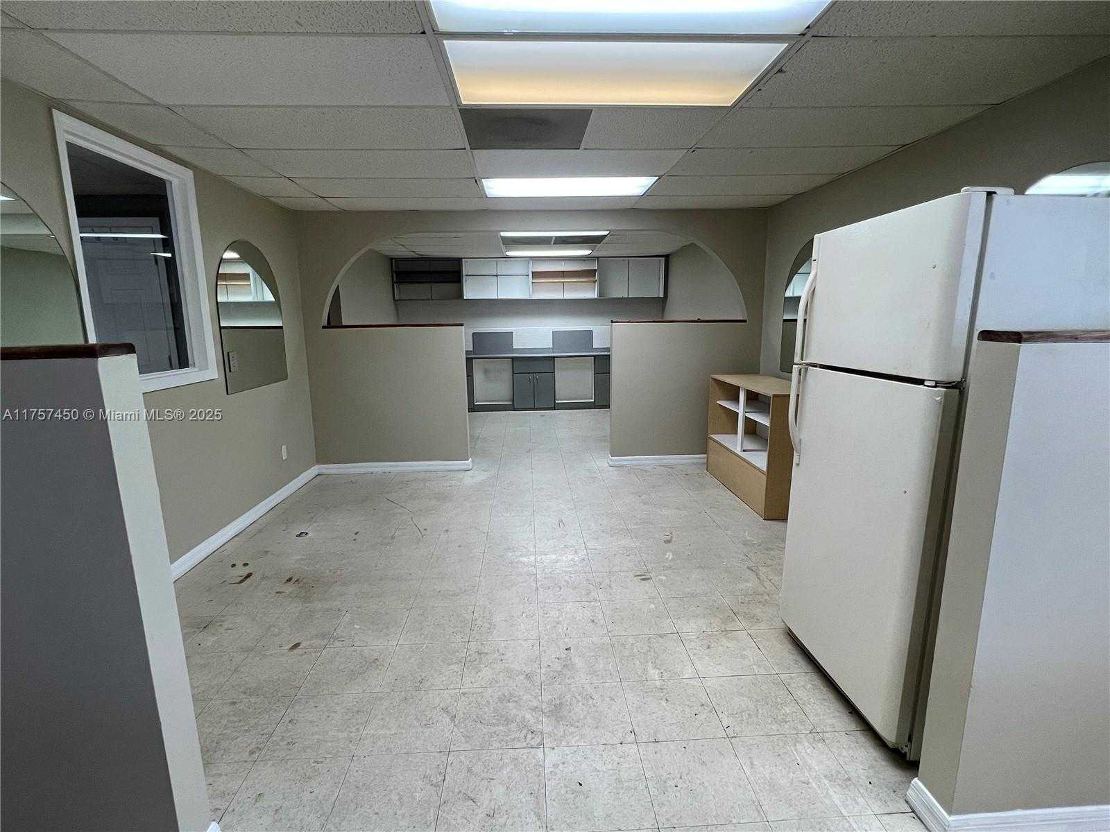 Small Image of 1001 WEST MIDWAY RD, Fort Pierce Number 19