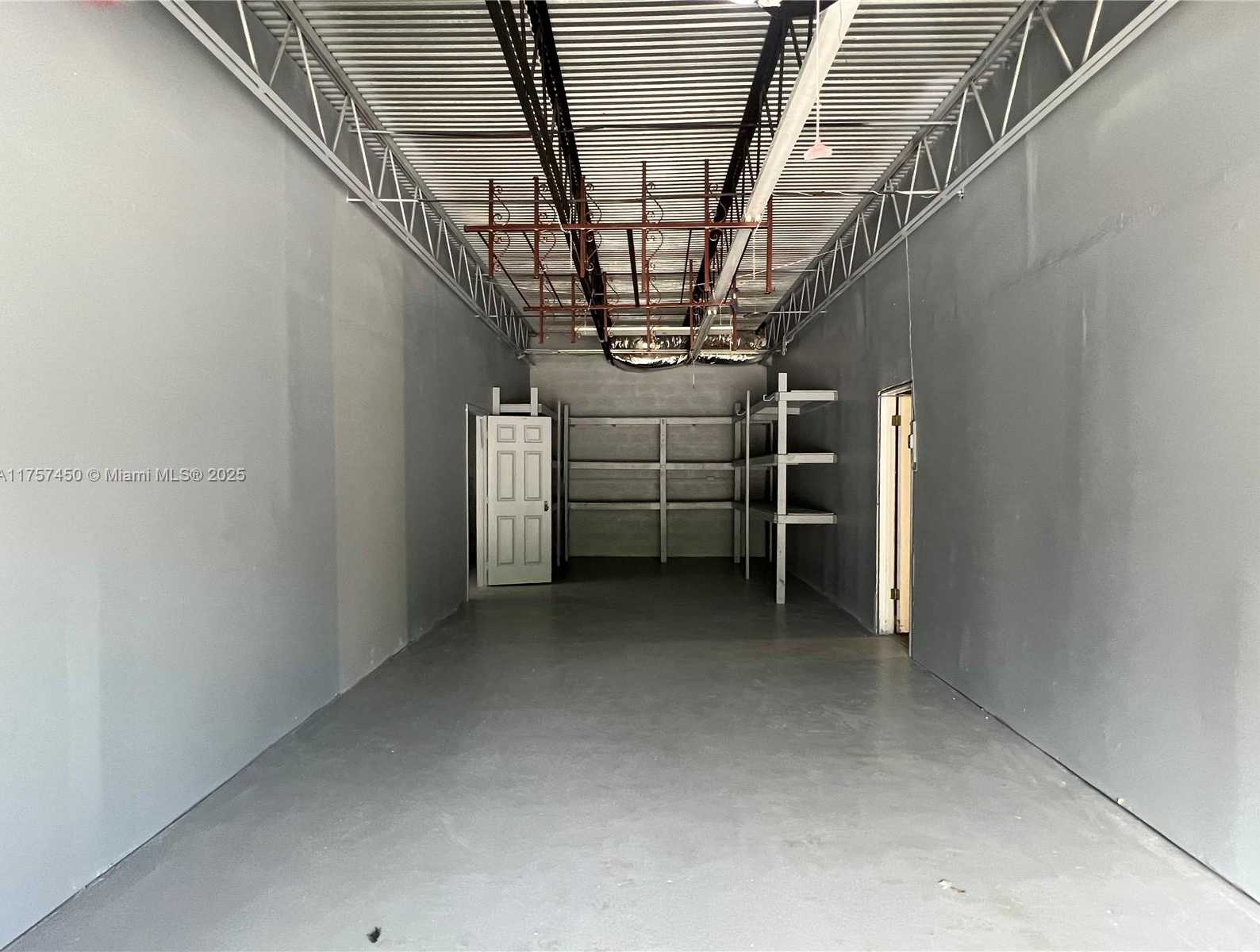 Small Image of 1001 WEST MIDWAY RD, Fort Pierce Number 42