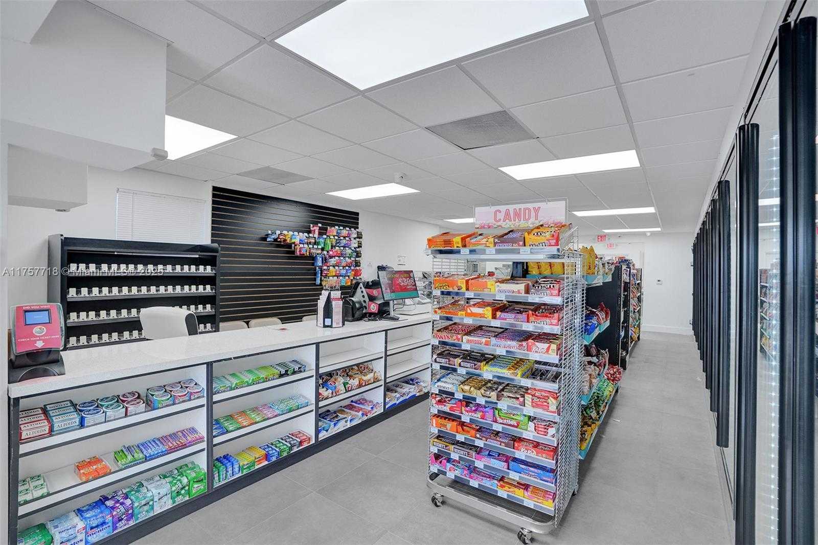 Small Image of 2196 ALI BABA AVE, Opa-Locka Number 5