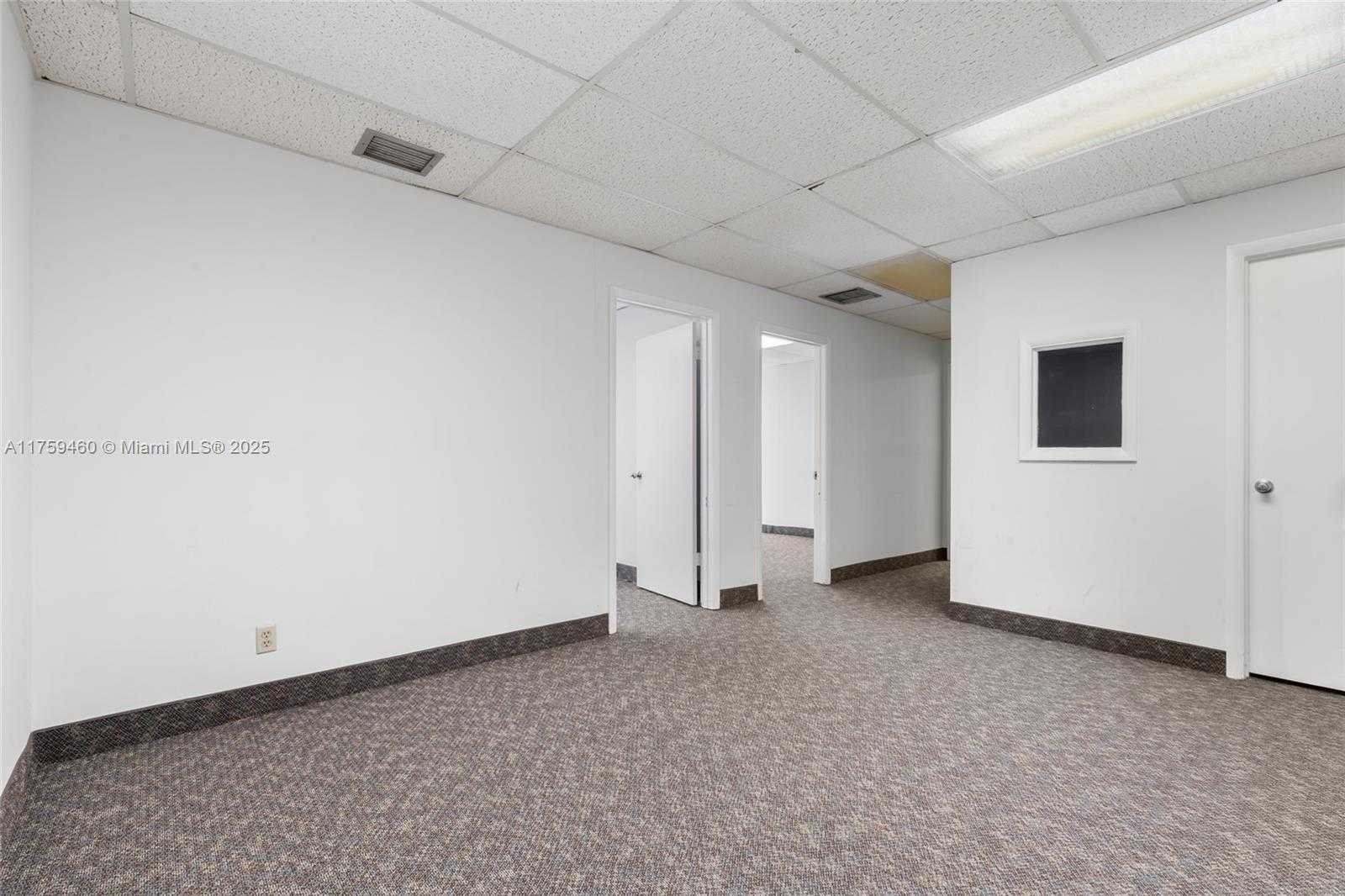 Small Image of 5100 NORTH FEDERAL HWY, Fort Lauderdale Number 27