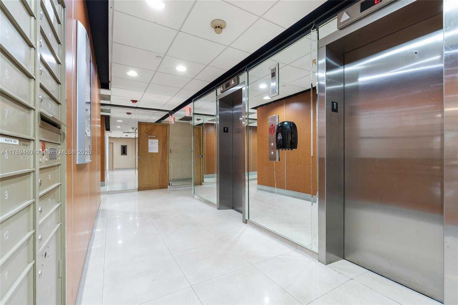 Small Image of 5100 NORTH FEDERAL HWY, Fort Lauderdale Number 58