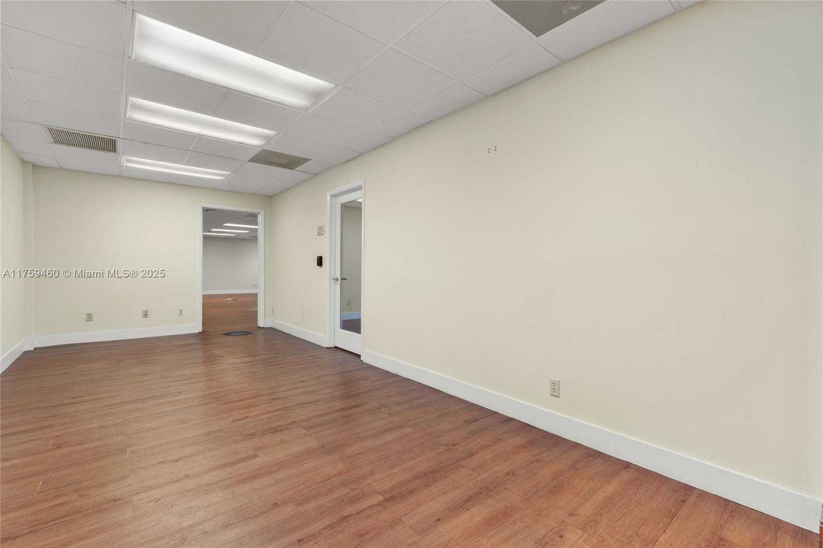 Small Image of 5100 NORTH FEDERAL HWY, Fort Lauderdale Number 59