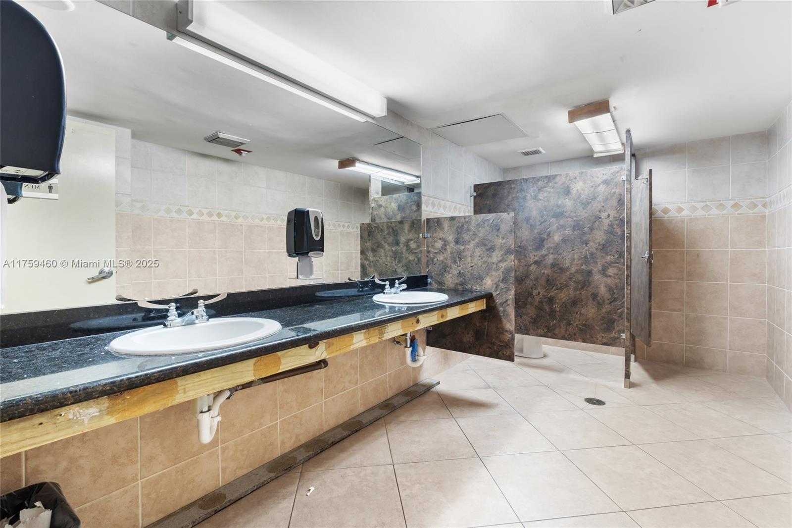 Small Image of 5100 NORTH FEDERAL HWY, Fort Lauderdale Number 67
