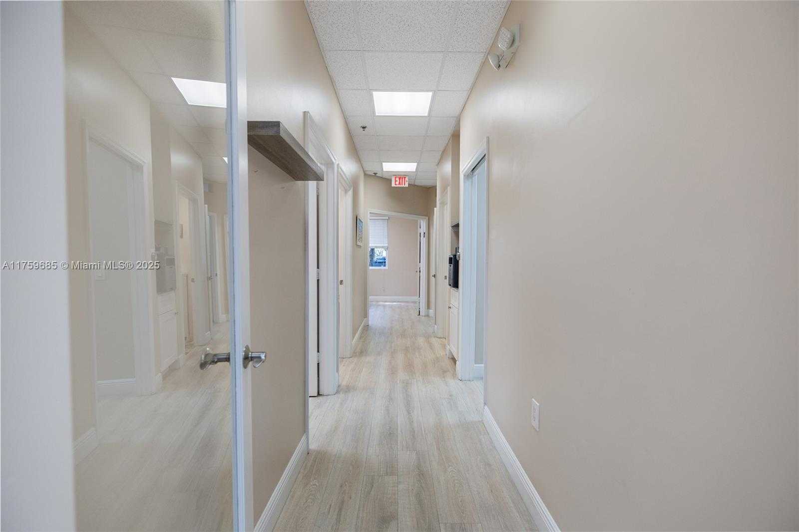 Small Image of 10189 CLEARY BLVD #101, Plantation Number 17