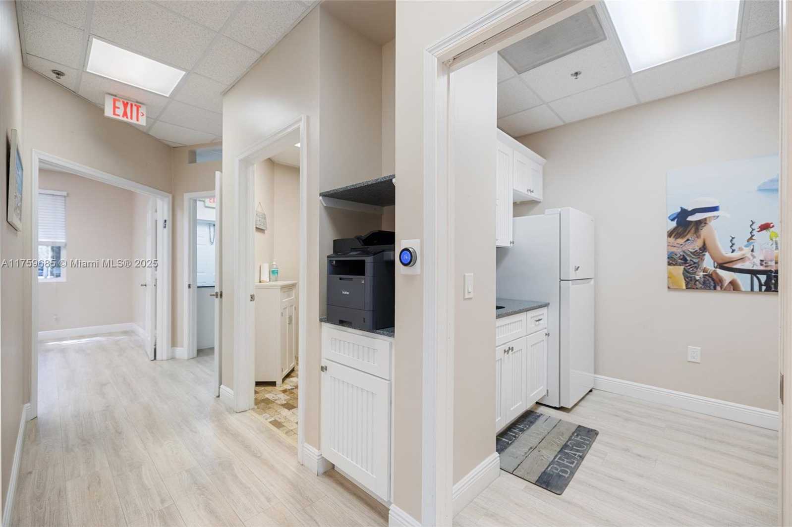 Small Image of 10189 CLEARY BLVD #101, Plantation Number 20