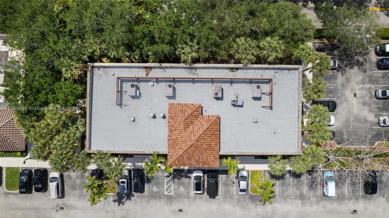Small Image of 10189 CLEARY BLVD #101, Plantation Number 29