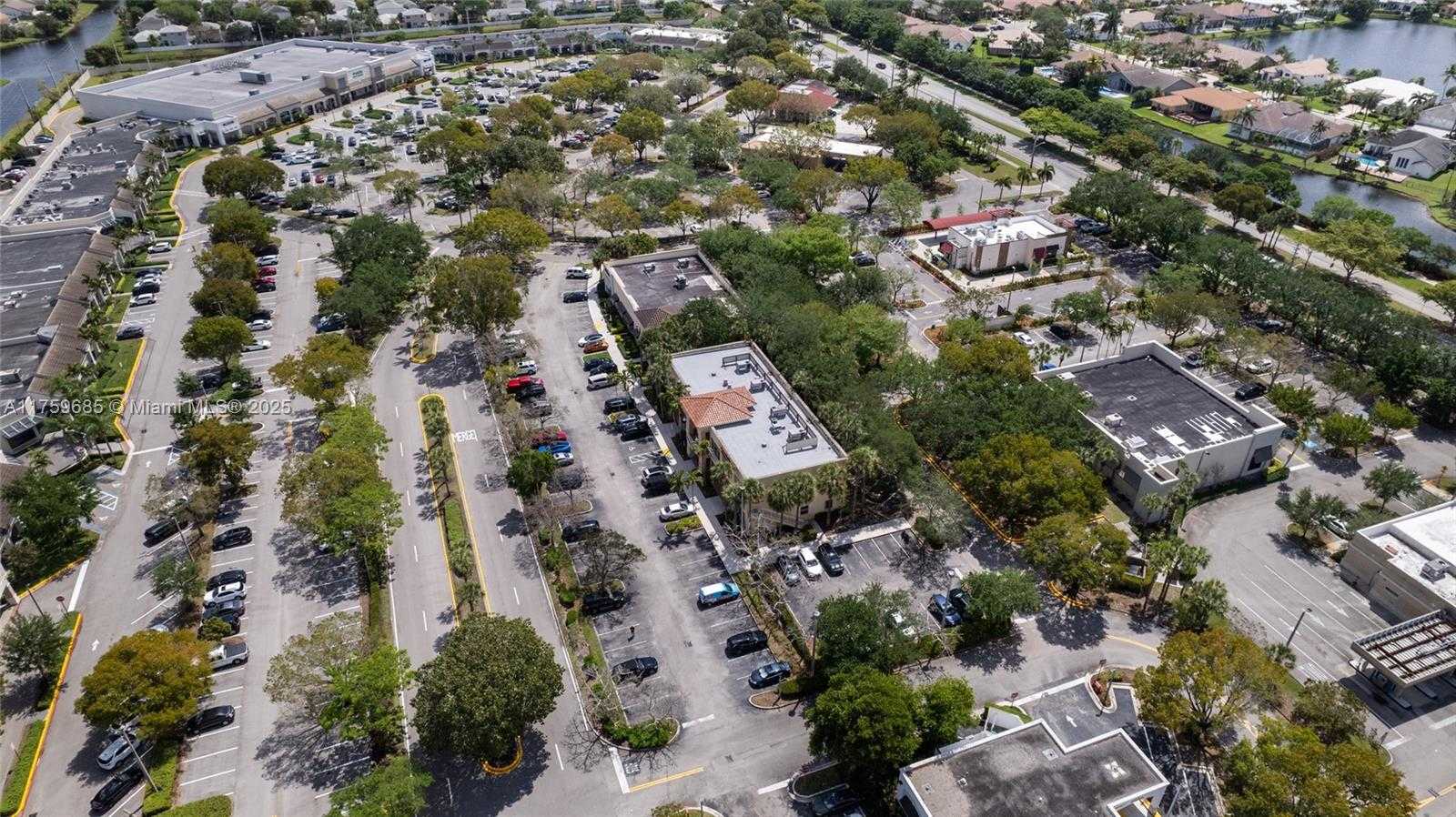 Small Image of 10189 CLEARY BLVD #101, Plantation Number 31