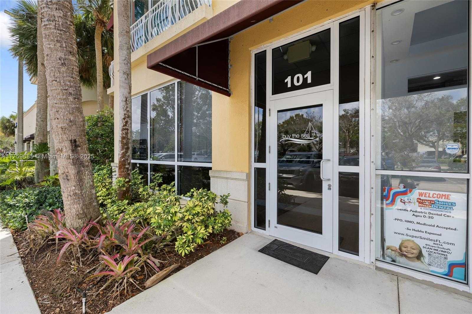 Small Image of 10189 CLEARY BLVD #101, Plantation Number 5