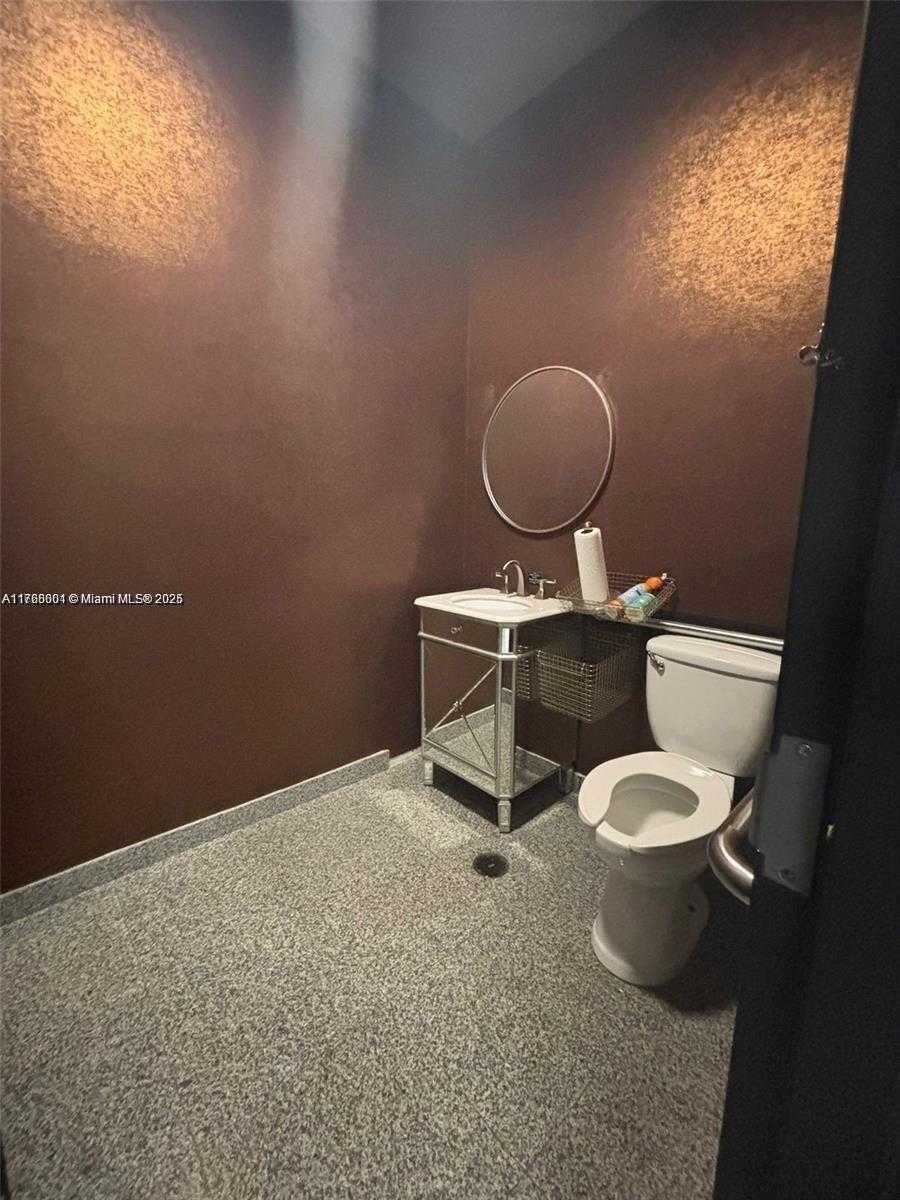 Small Image of 1805 PONCE DE LEON BLVD #110, Coral Gables Number 2