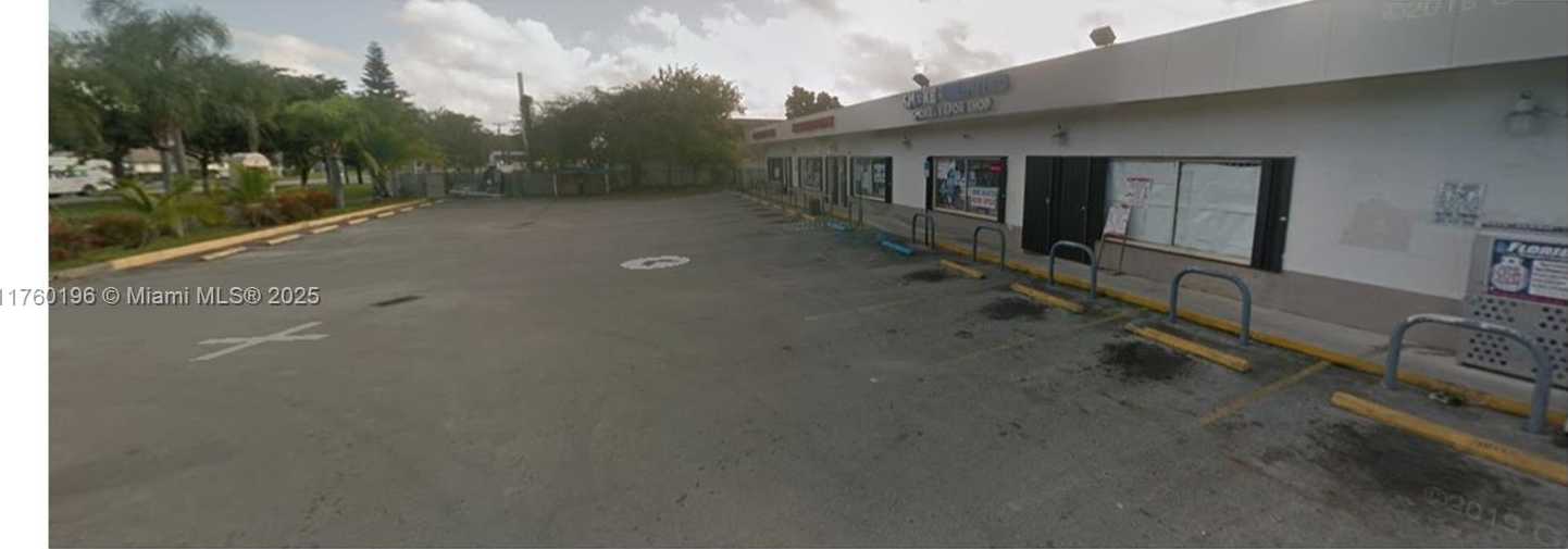 Small Image of 881 WEST PALM DR #1, Florida City Number 4